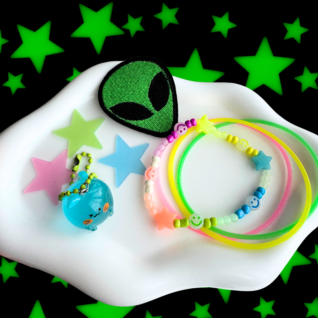 GLOW IN THE DARK PACK