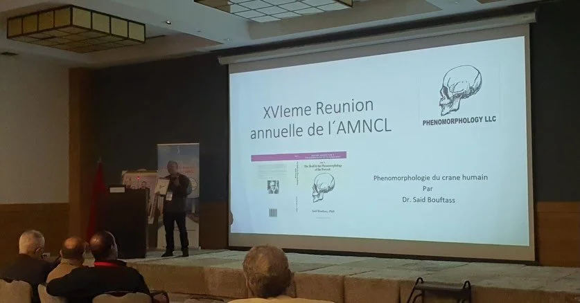 I had a wonderful time at the Faculty of Medicine and Pharmacy in Casablanca and with the Moroccan Association of Neurosurgeons. To my great surprise, I even received an award. The welcome was truly wonderful.
In any case, it was an unforgettable exp
