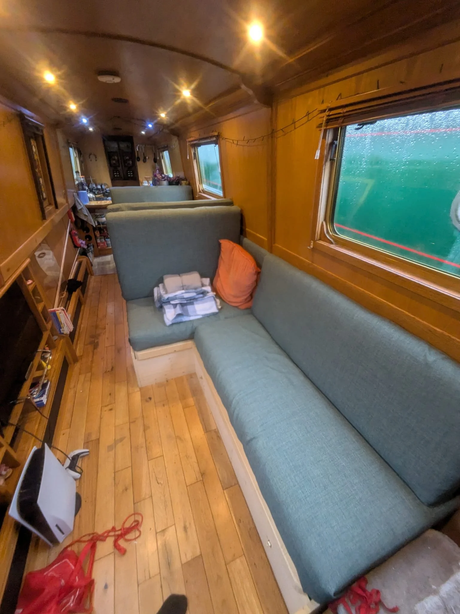 Narrow Boat fit out