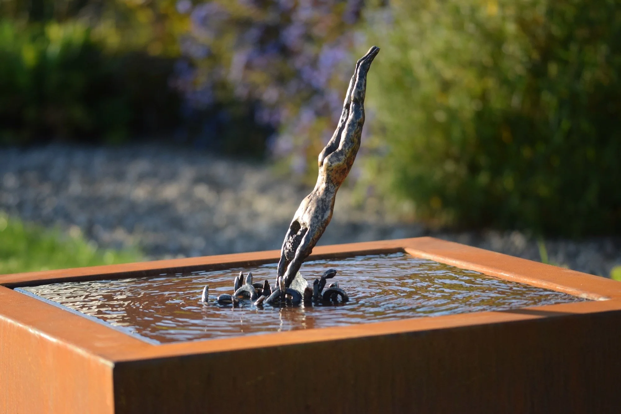 Diver  
| Bronze  
| 30 x 20 x 35 cm