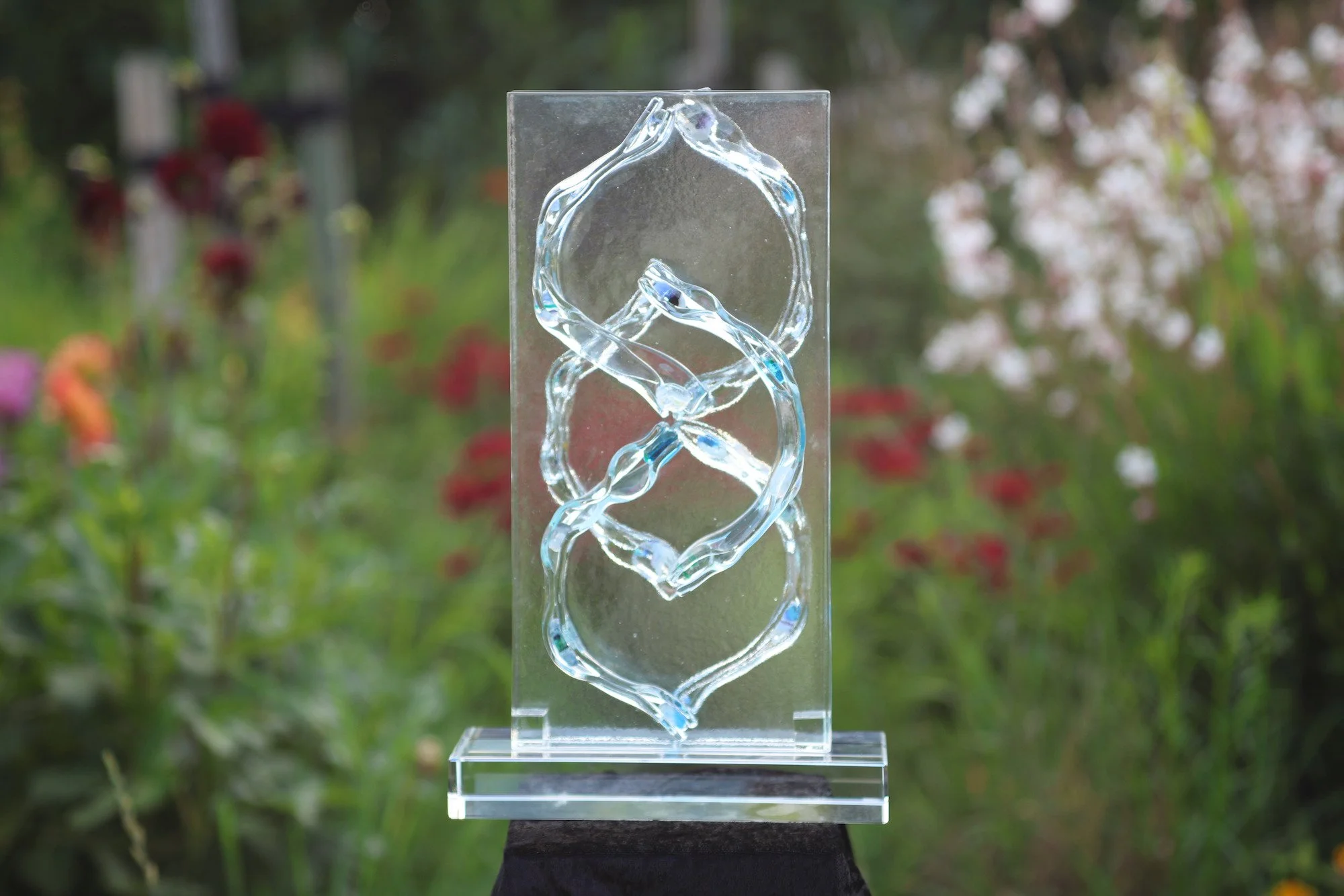 Helix  
| Glass  
| 20 x 6 x 33 cm