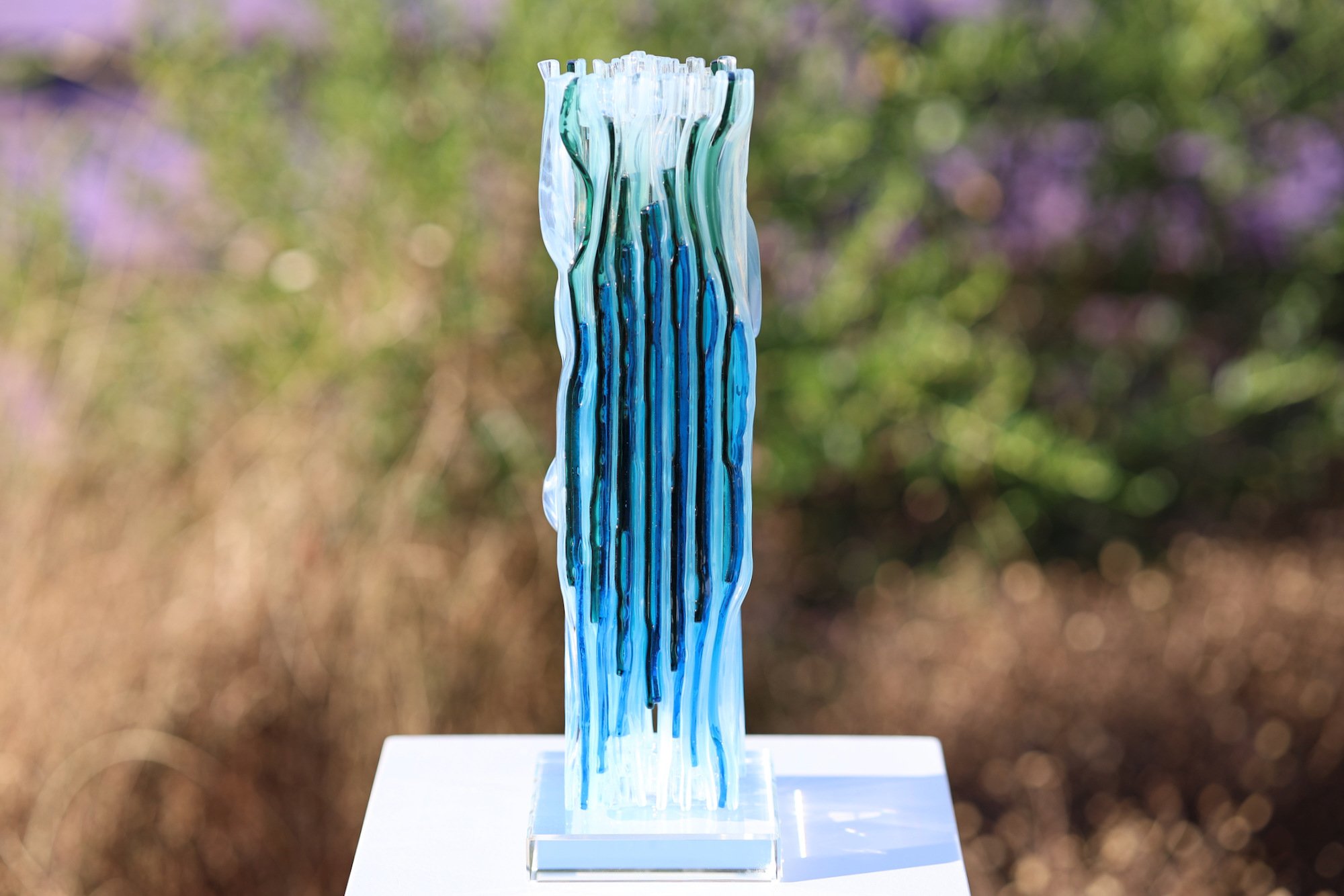 Facet  
| Glass  
| 10 x 10 x 33 cm