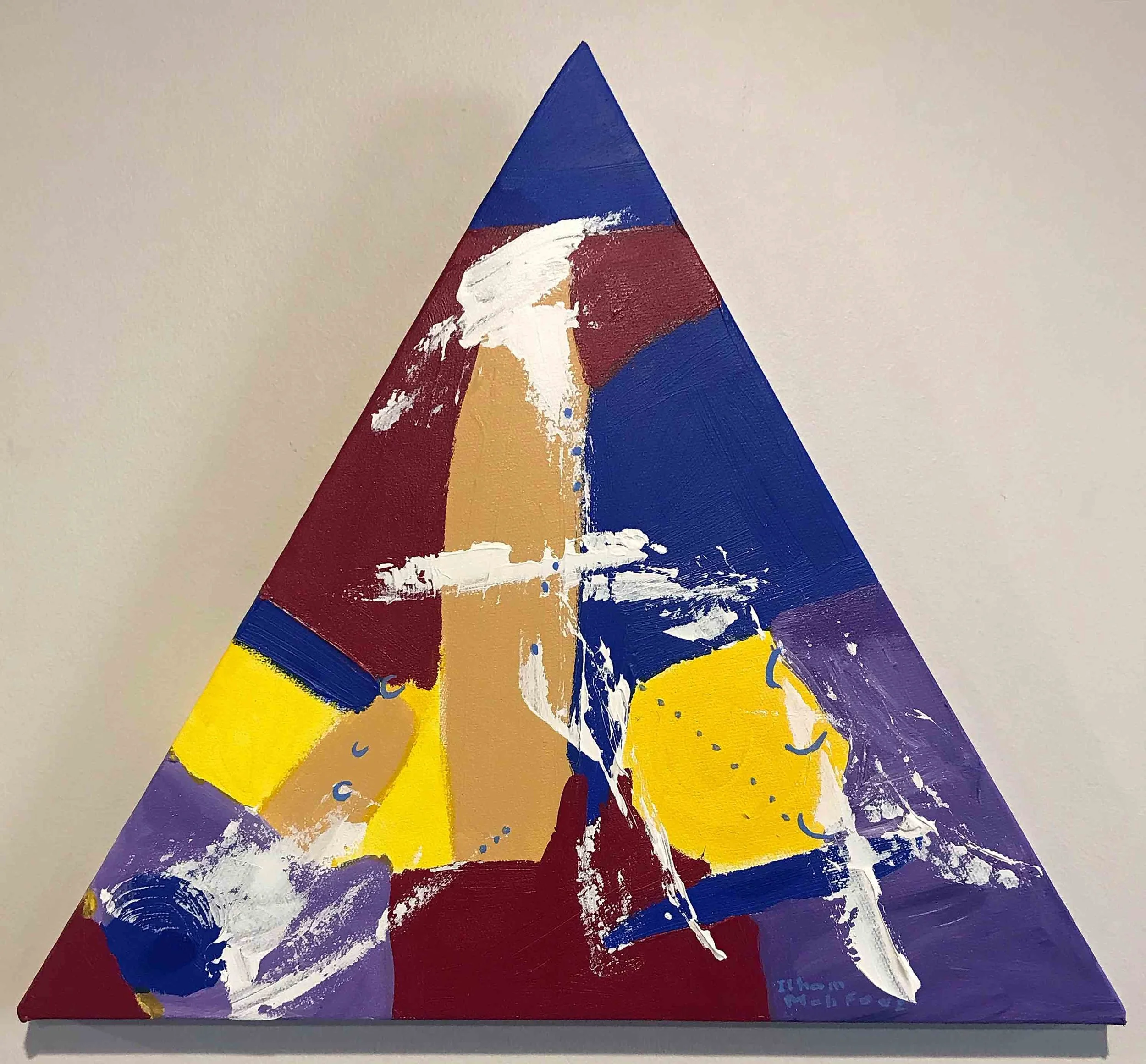Composition 9 | Acrylic on Triangular Canvas | Height: 30.5 cm | 350 USD