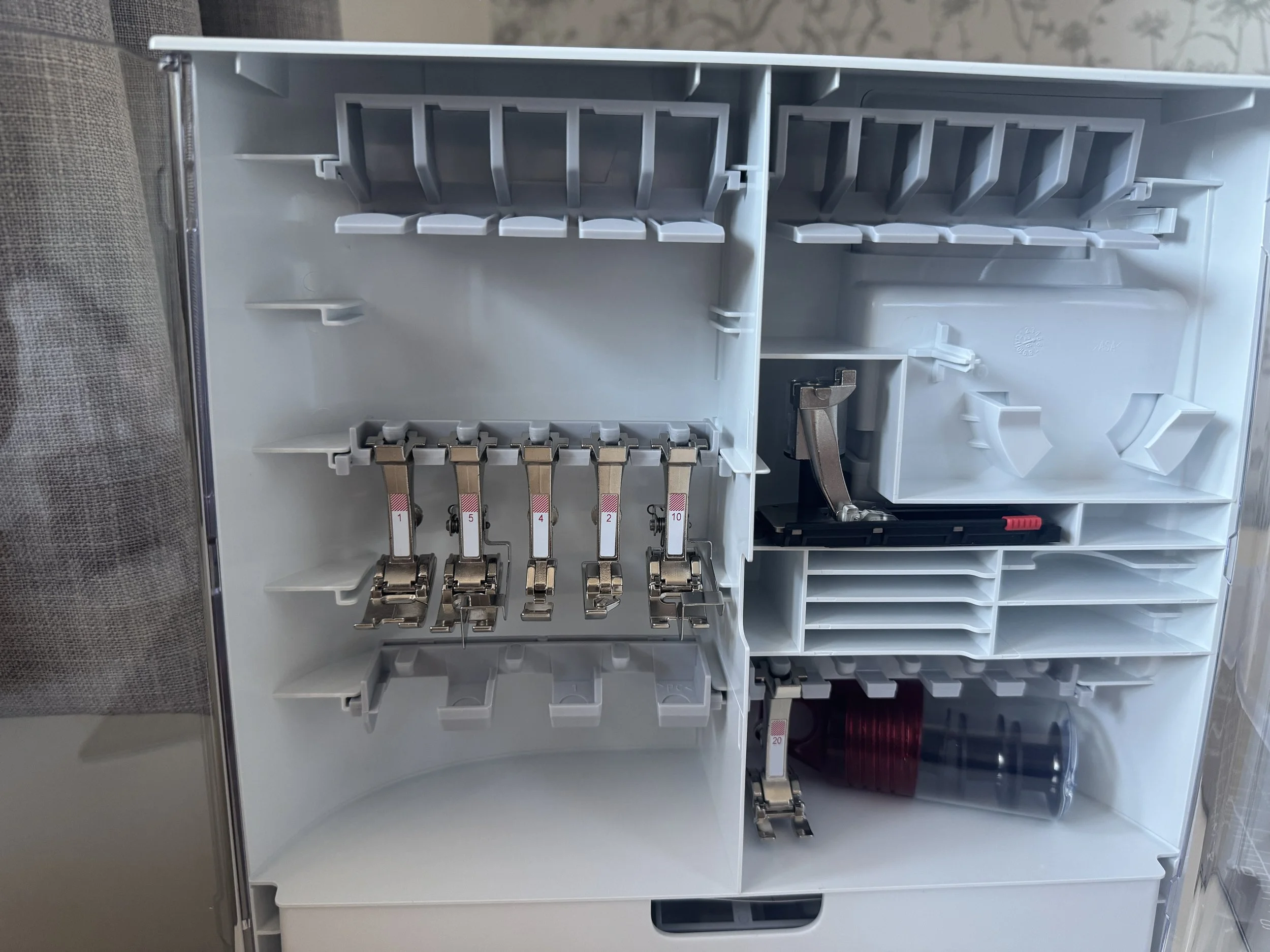 Bernina wardrobe of presser feet
