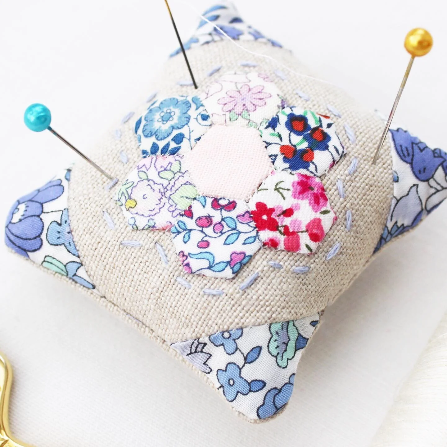 Vintage Sewing Box | Explore Sewing Patterns & Tutorials - Start Today