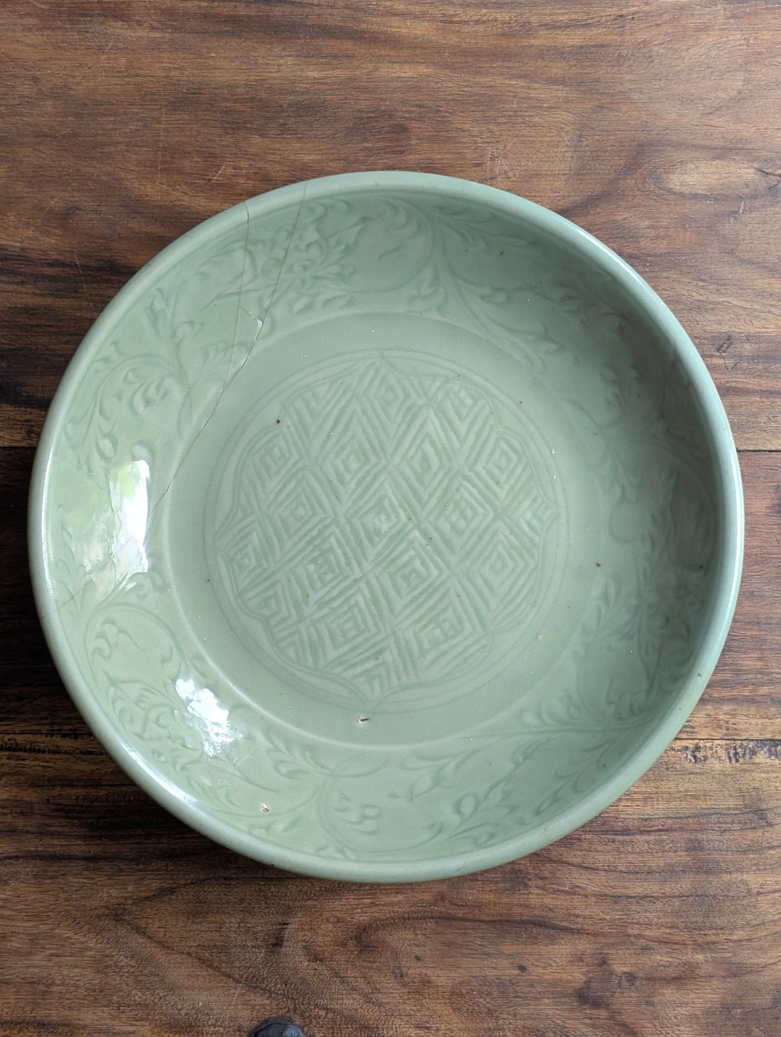 A Chinese Longquan celadon charger