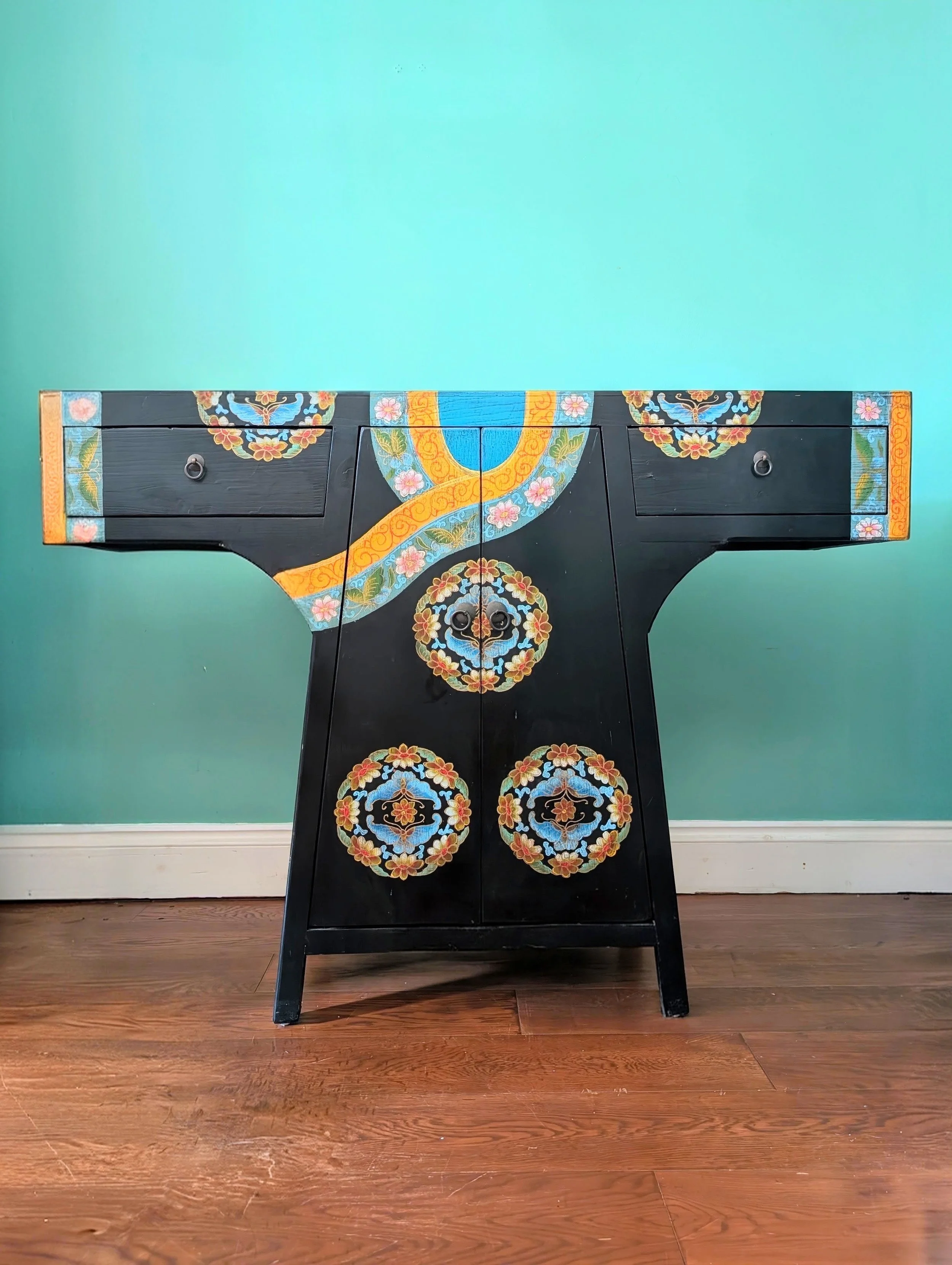 A Chinese 'court robe' sideboard