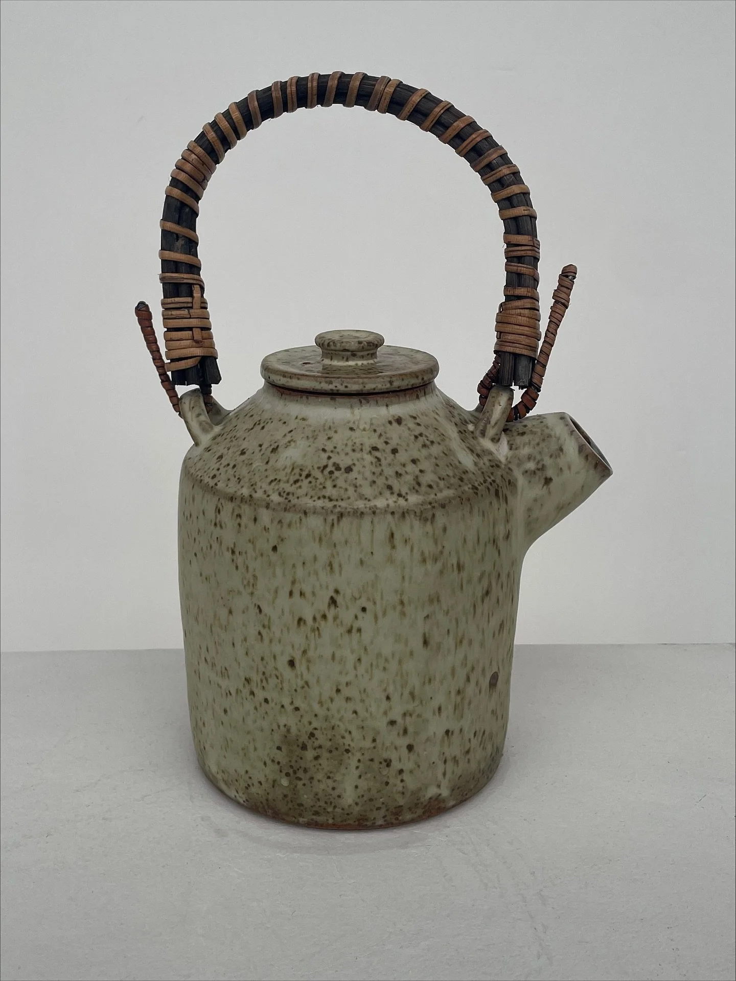 This seasons must have accessory 
Recent teapot commission, gas fired :) 

#pottery #ceramics #wheelthrownceramics #gasfired #teapot #keramik