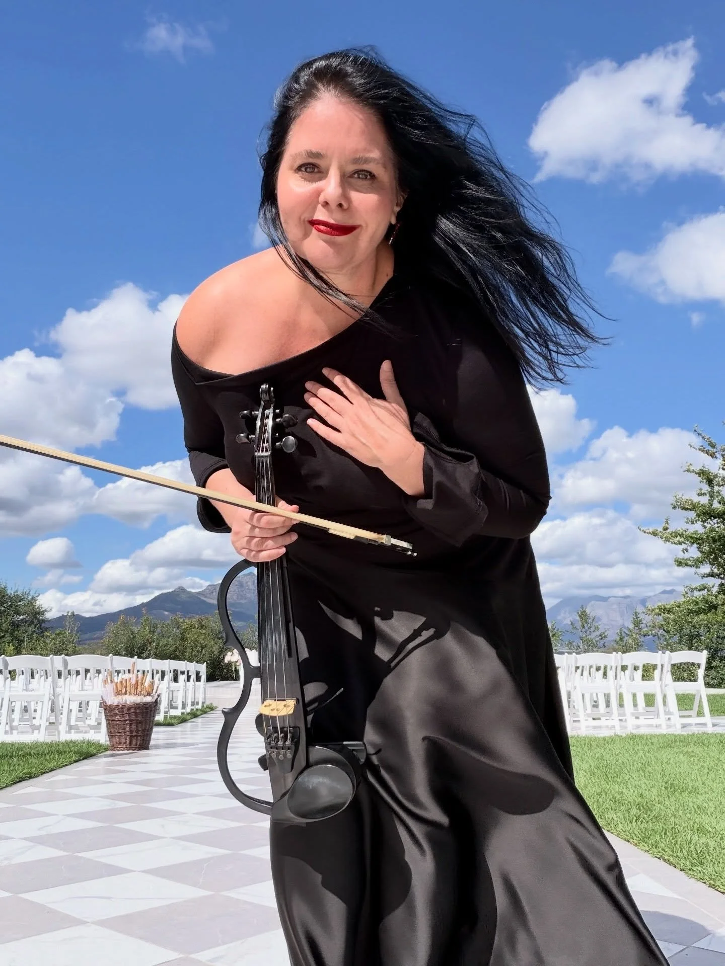 Today the sky looked like a painting. The clouds looked like ice cream 🍦

Beautiful #secretseason afternoon at @belair_pavilion with @strawberryweddingsandevents 💙

#capetown #capetownsouthafrica #capetownviolinist #violinist