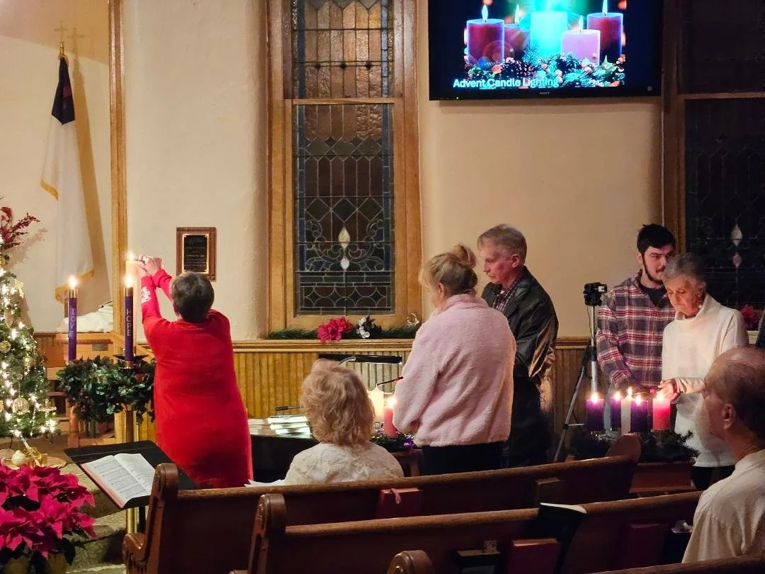 2024-Christmas-Eve-Candlelighting.jpg