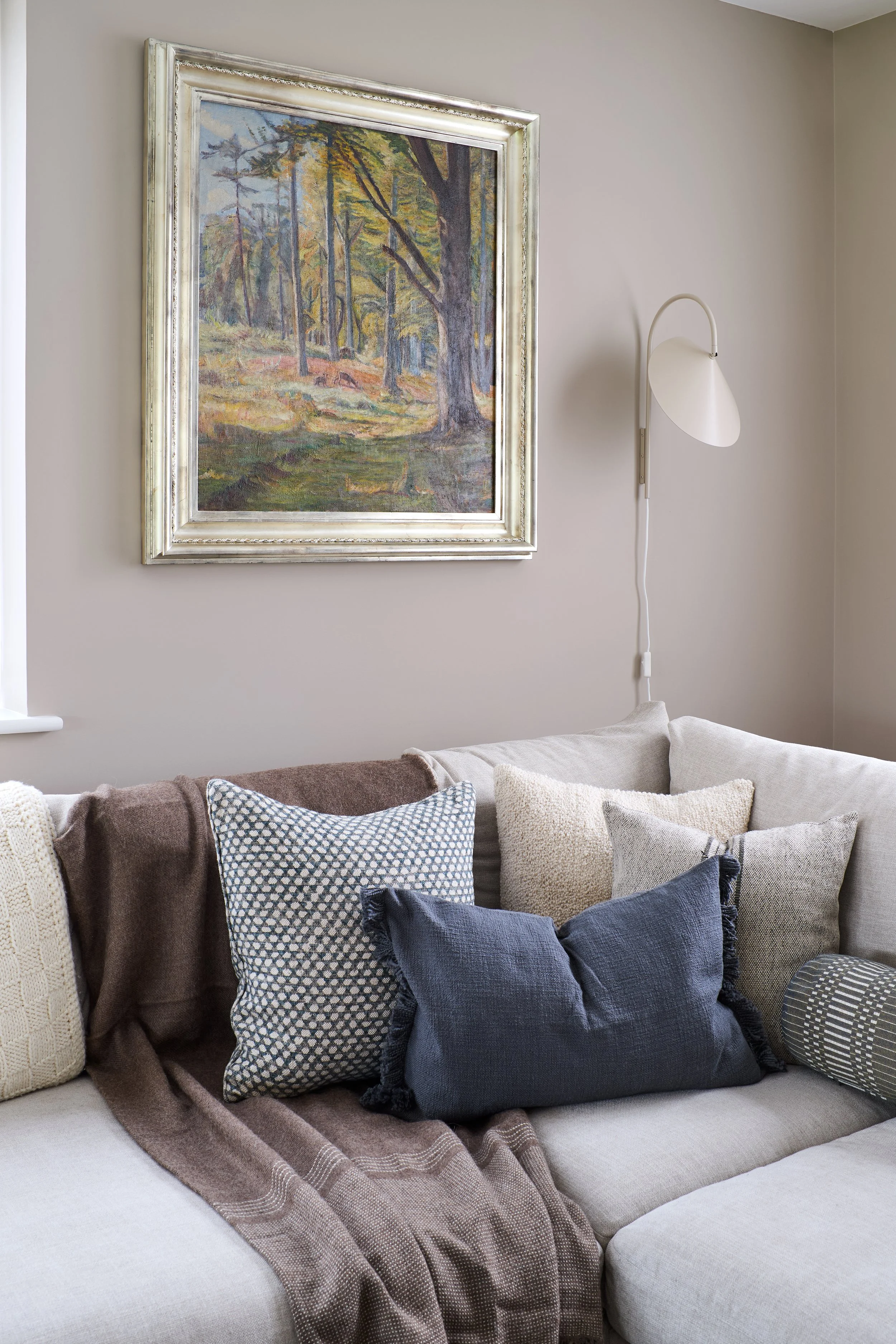 LIVING_ROOM_1.jpg