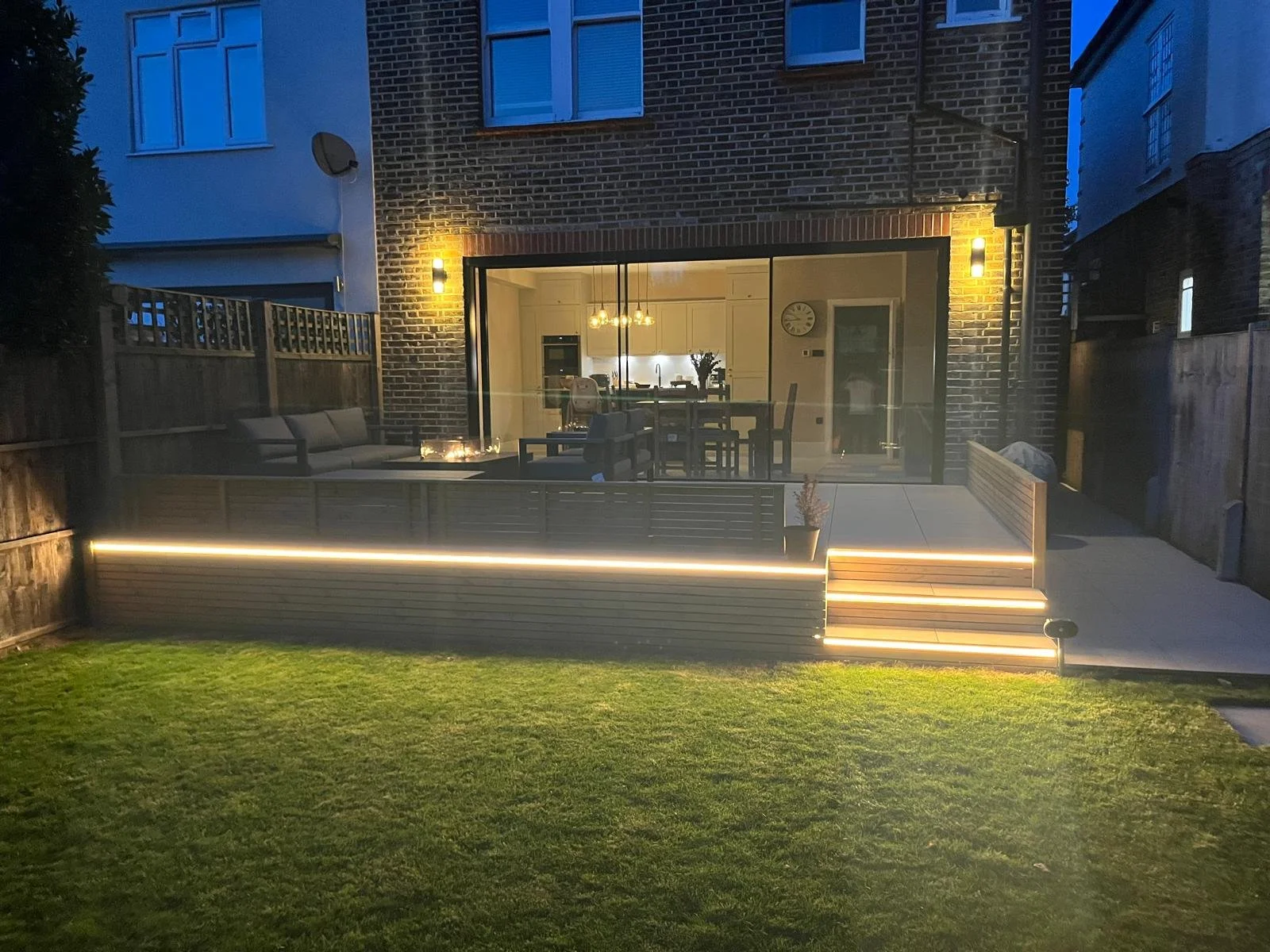 WhatsApp Image 2025-11-16 at 13.03.43_07326465.jpg