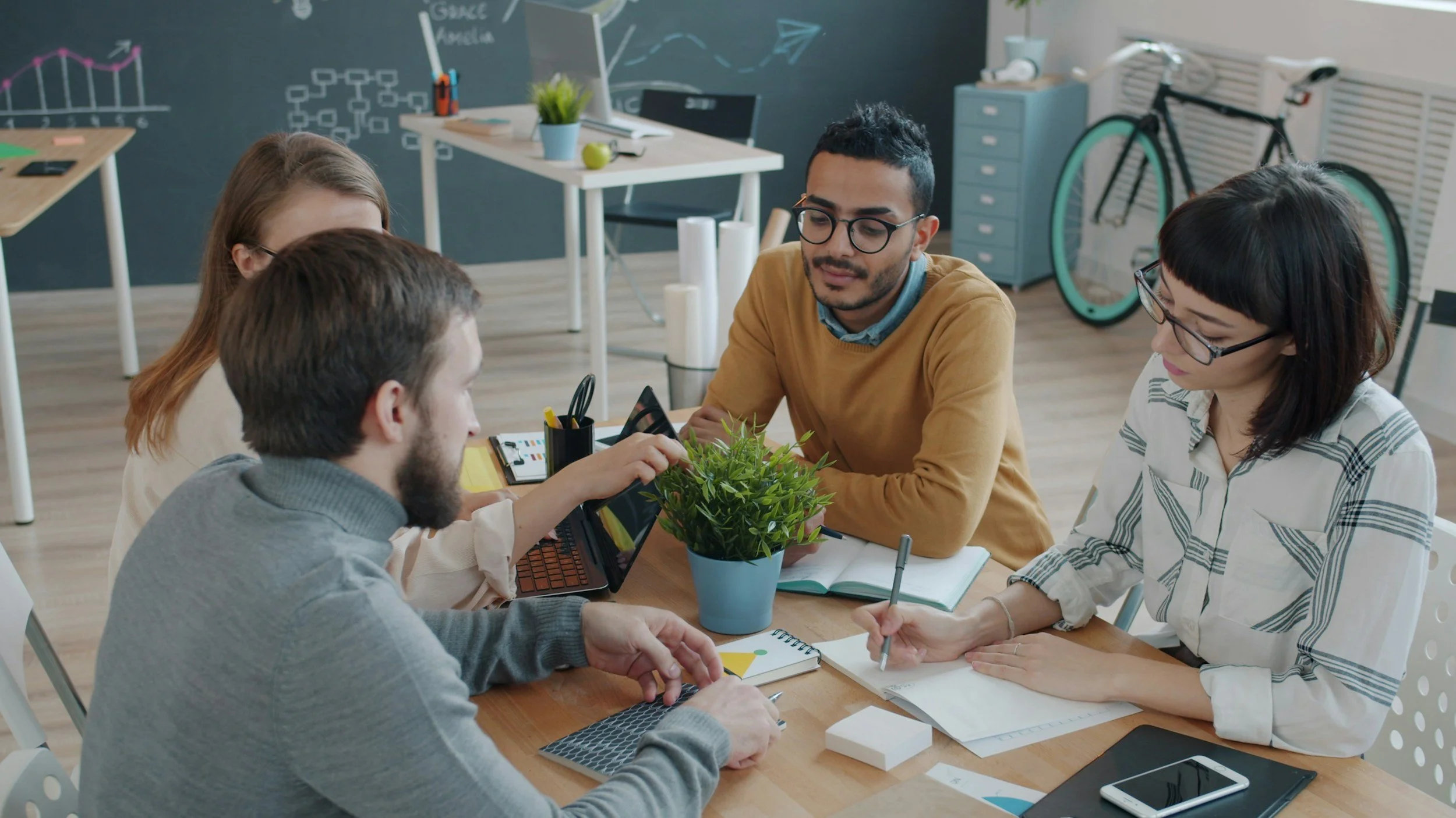 Finance training sessions and support for small business owners in Bath and Bristol