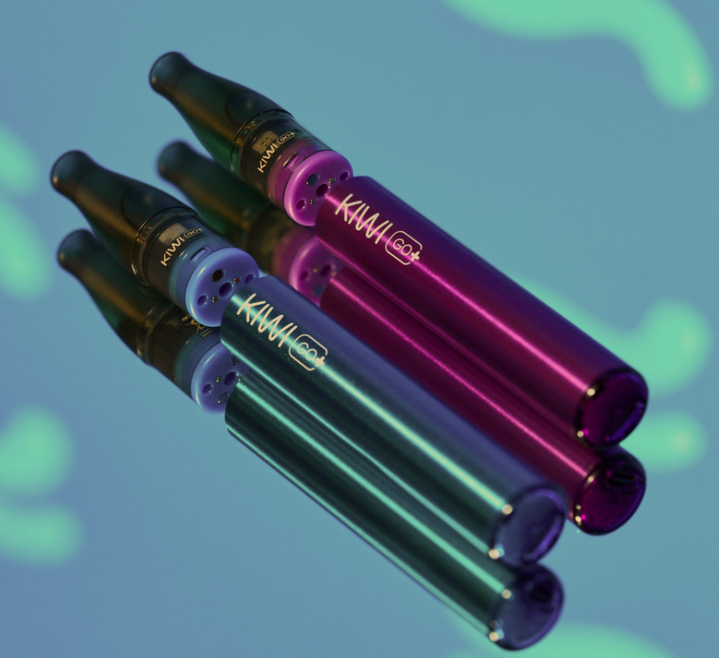 Sigarette elettroniche usa e getta KIWI GO in vari colori, disponibili da Svapo Firenze.
