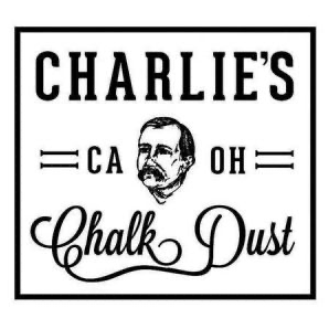 Logo con il testo "Charlie’s Chalk Dust" e un'immagine stilizzata di un uomo con baffi