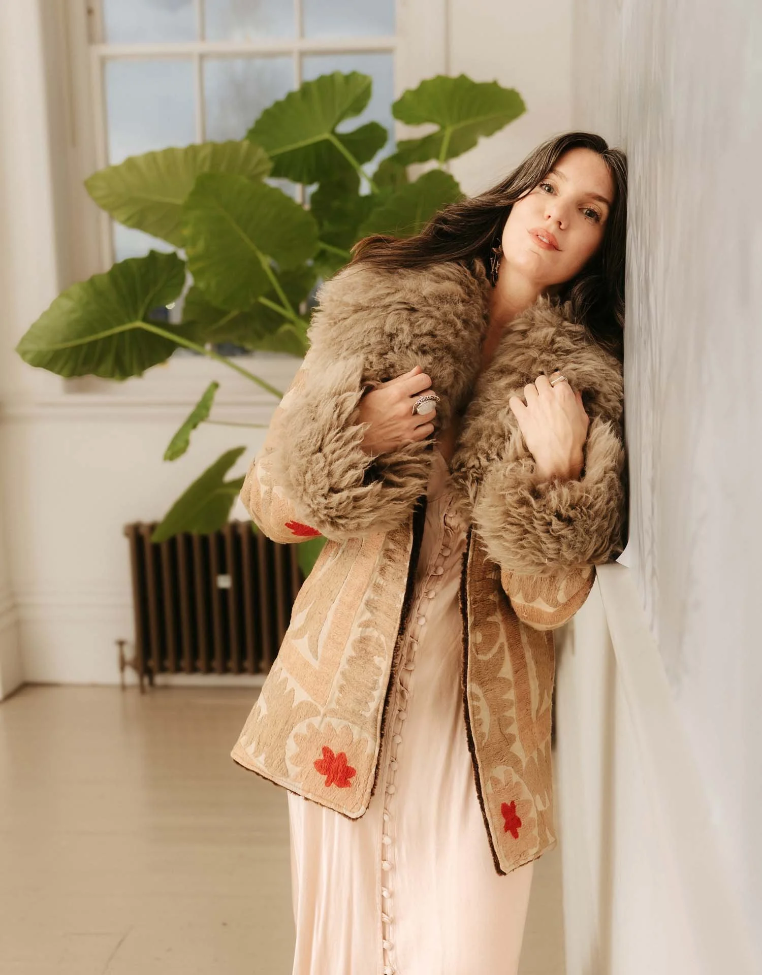 THE ESME — Rose of Romance