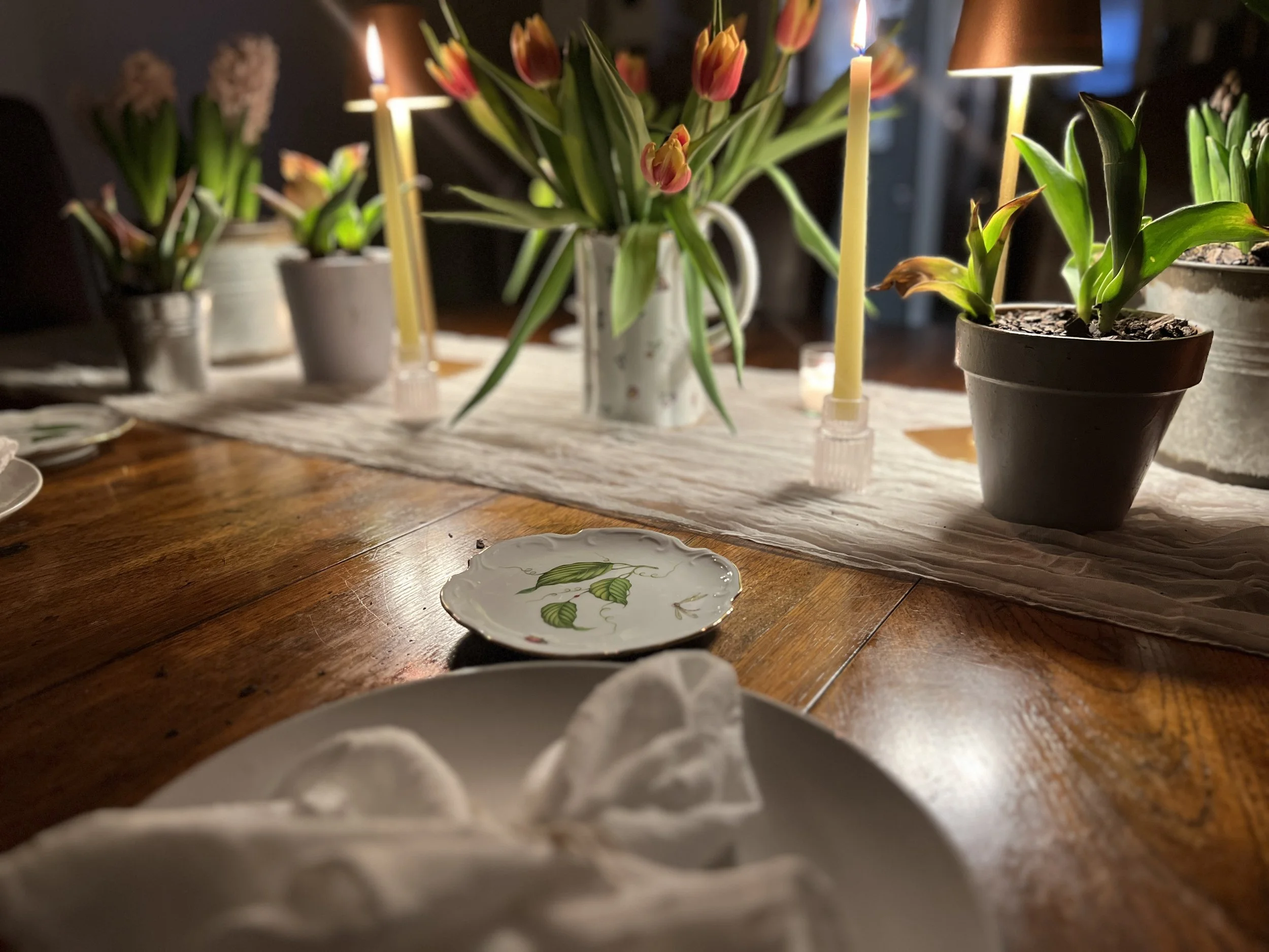 Spring in the countryside tablescape