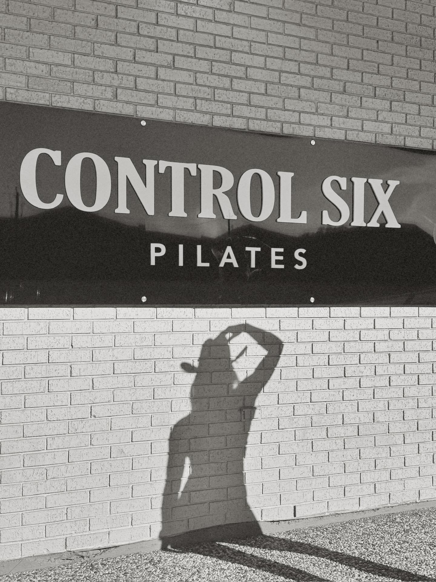 Grab your boots and your bestie👭⁠
⁠
Next week we&rsquo;re kicking off Houston Rodeo season the only way we know how with Bring Your Bestie Week at C6!⁠
⁠
Our instructors will be hosting rodeo-themed classes all week long, so expect country hits, and