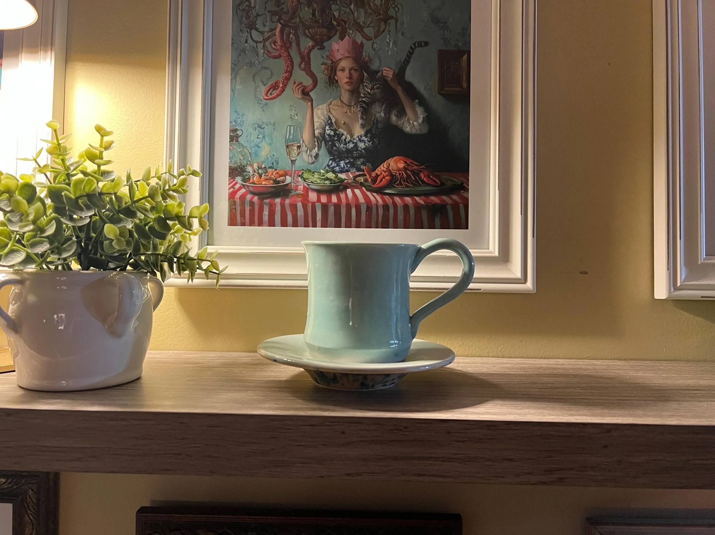 Beautiful porcelain Celedon with crystals. This blue is the same color of my Gigi&rsquo;s childhood beach house. 🥰
