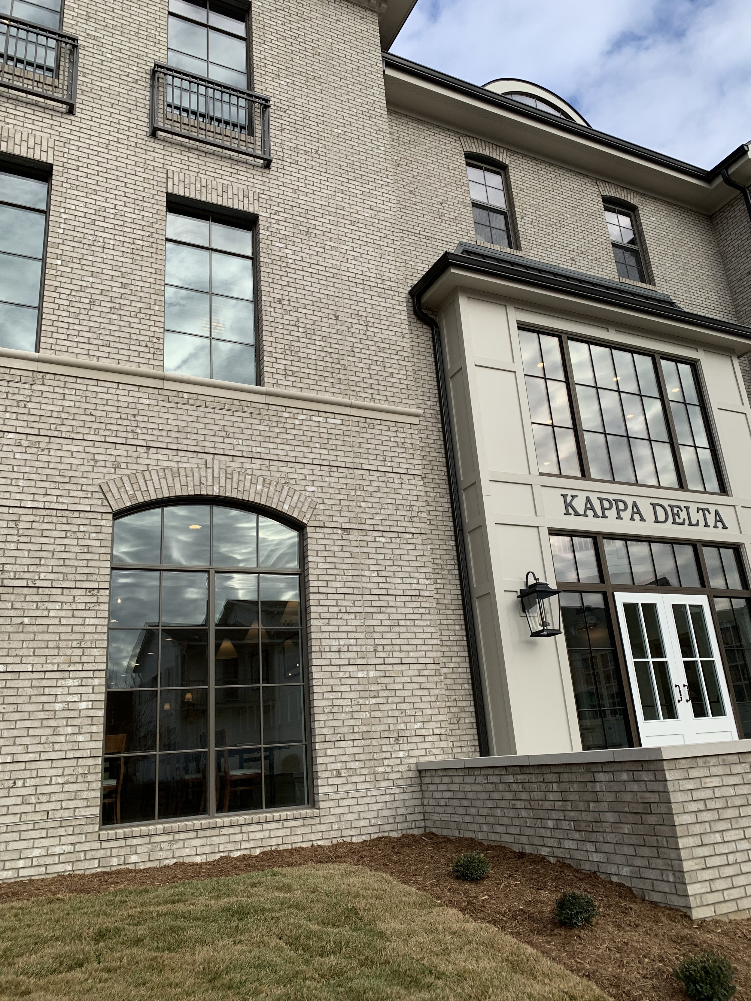 Executive Gray 2.0 - Solis Blend 3.jpg