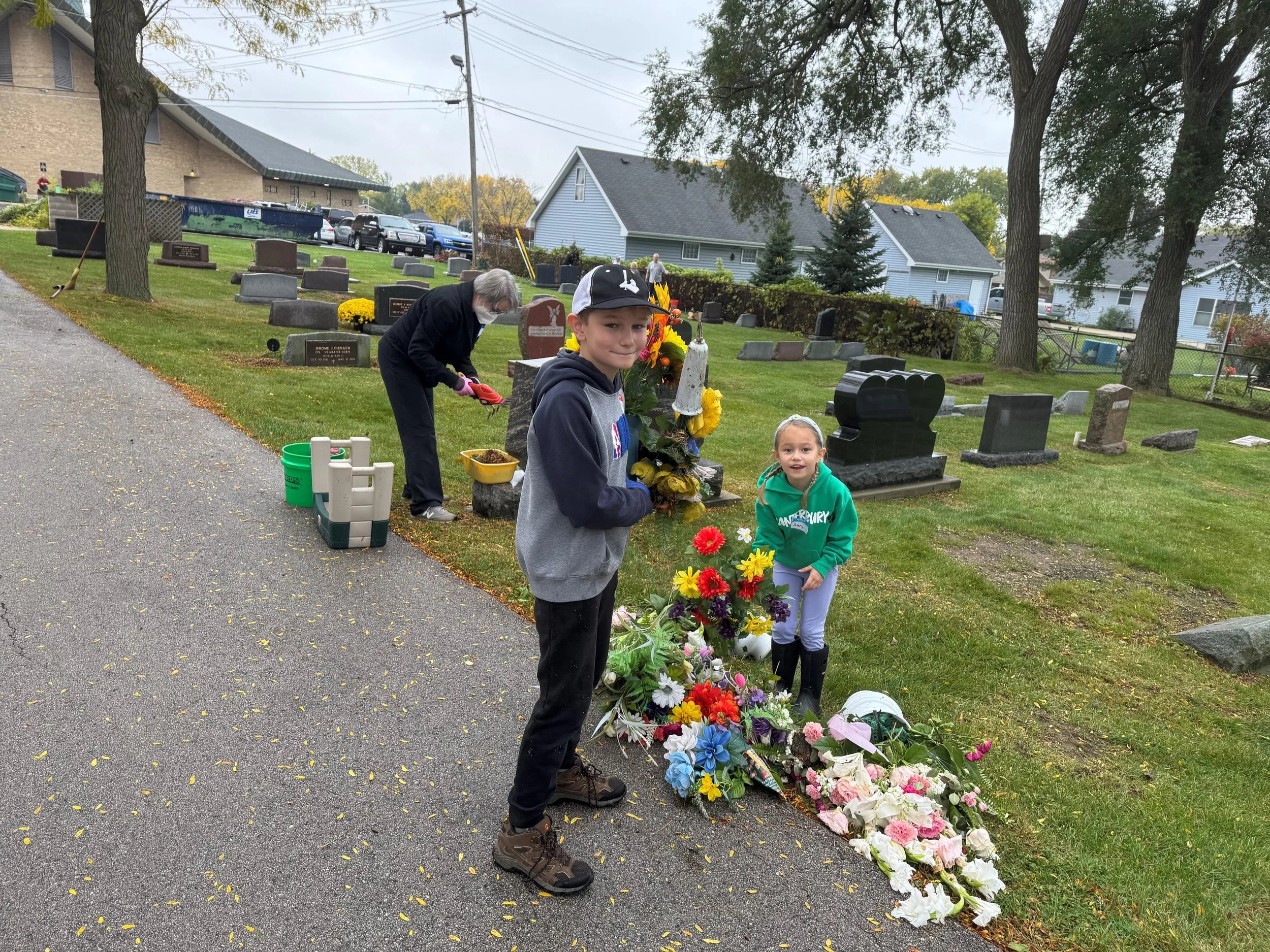 cemetery cleanup 3.jpg