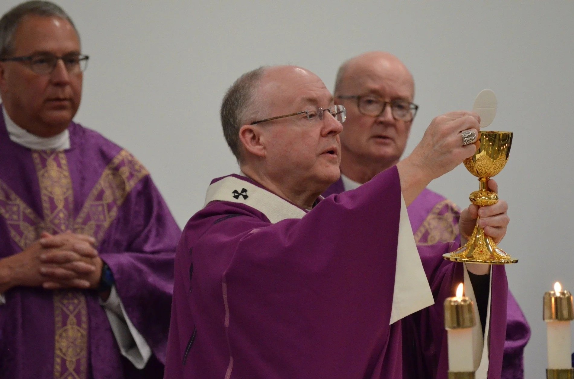 Cathoolic+Schools+Dinner+Mass.jpg