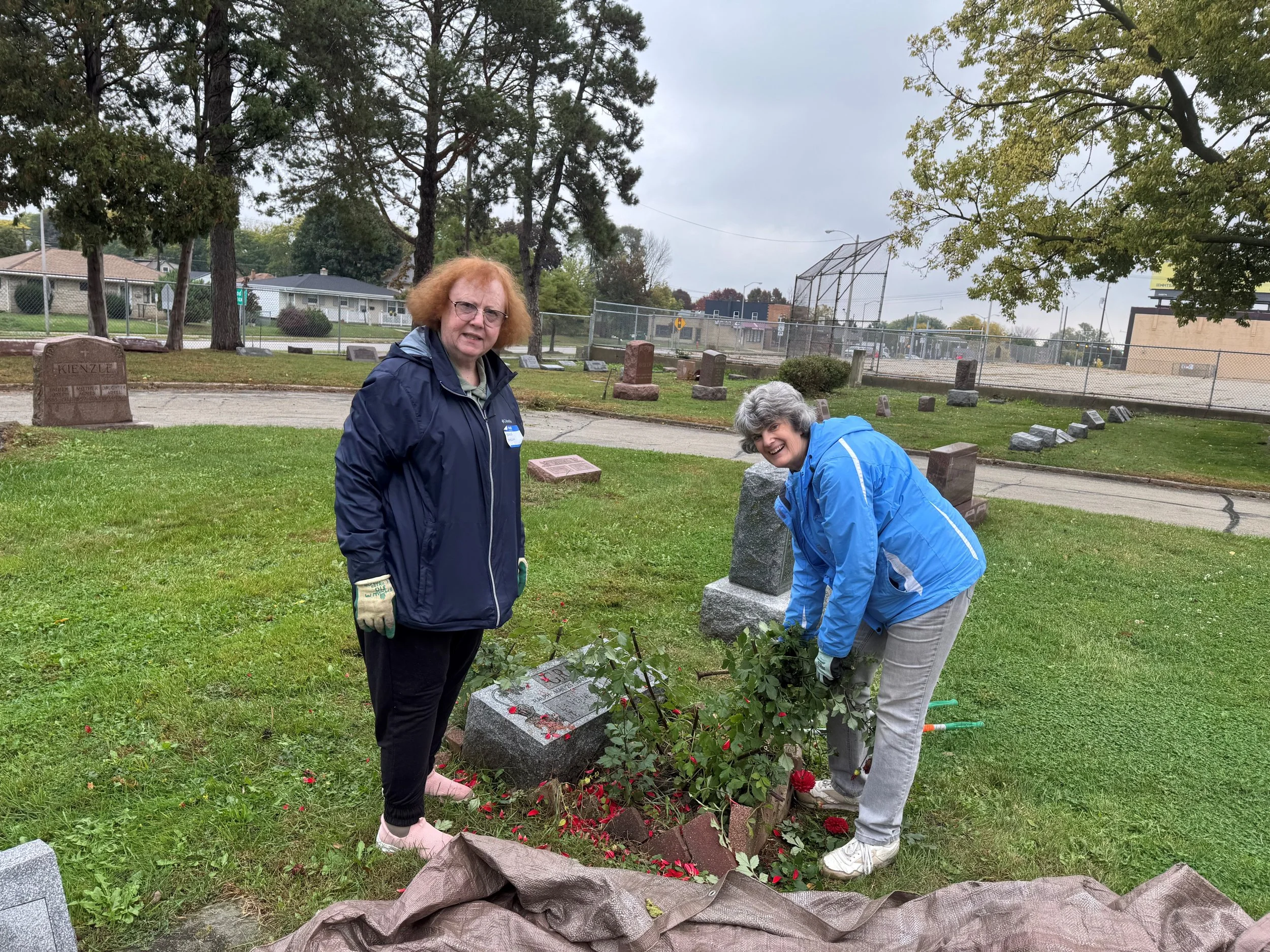 cemetery cleanup 5.jpg