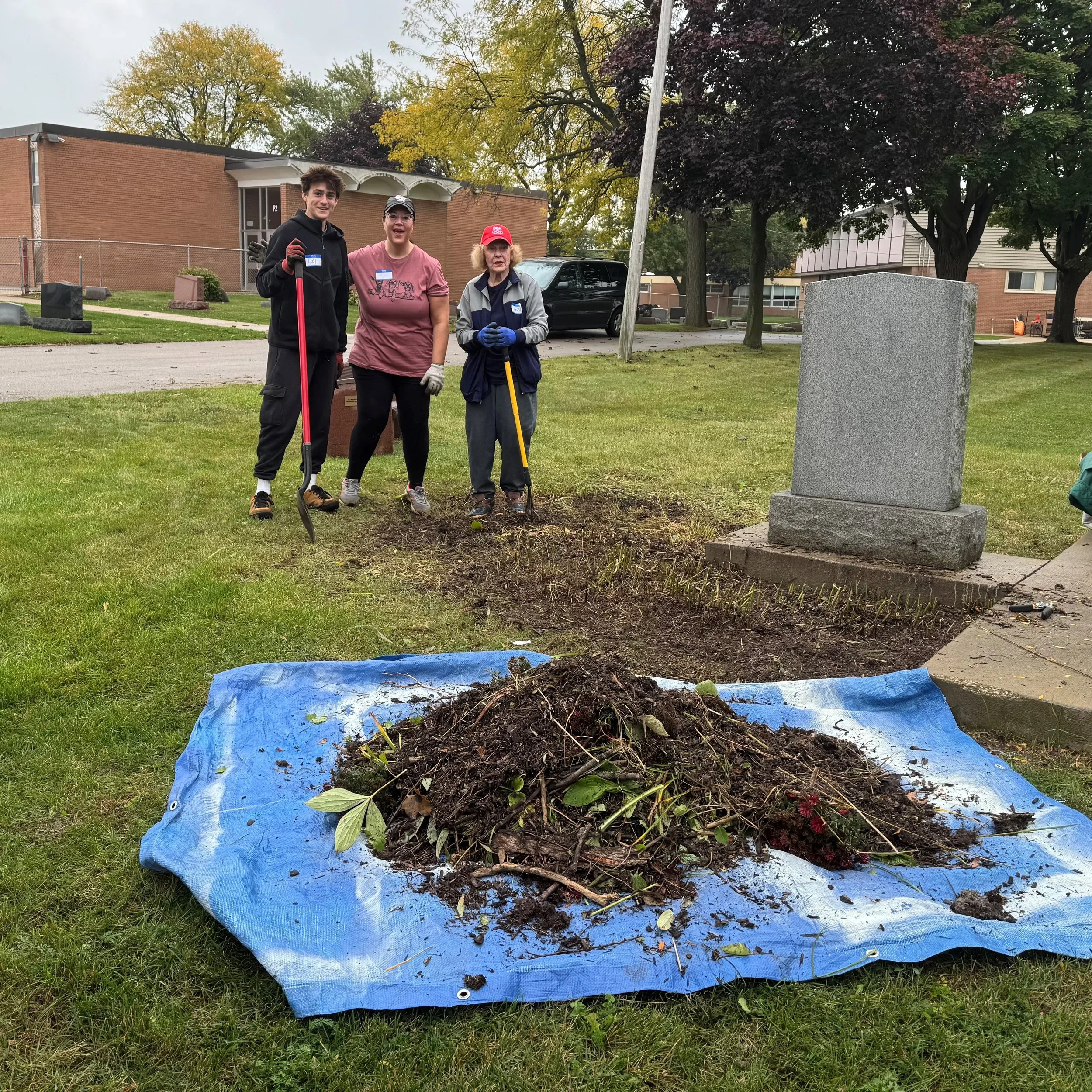 cemetery cleanup 1.jpg