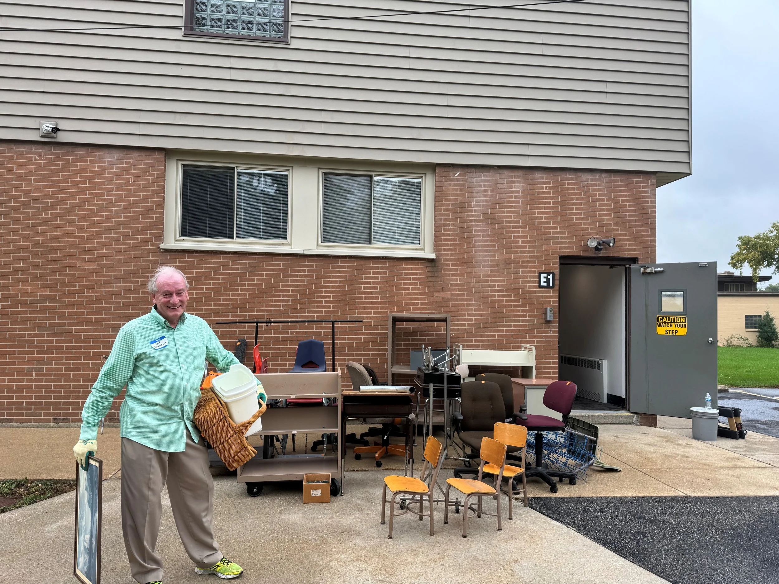 Holy Cross center 1.jpg