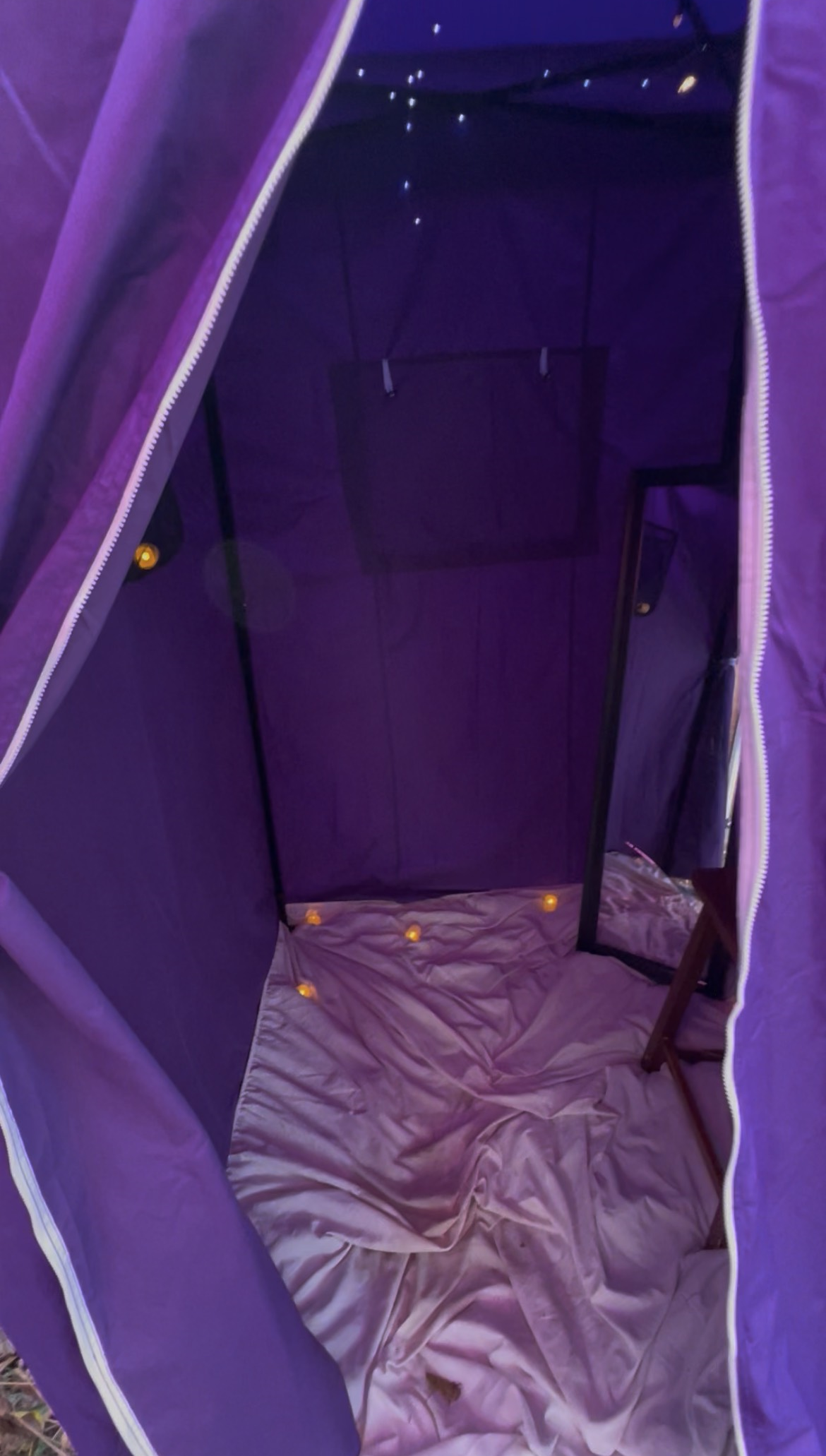 fcc changingroom1.png