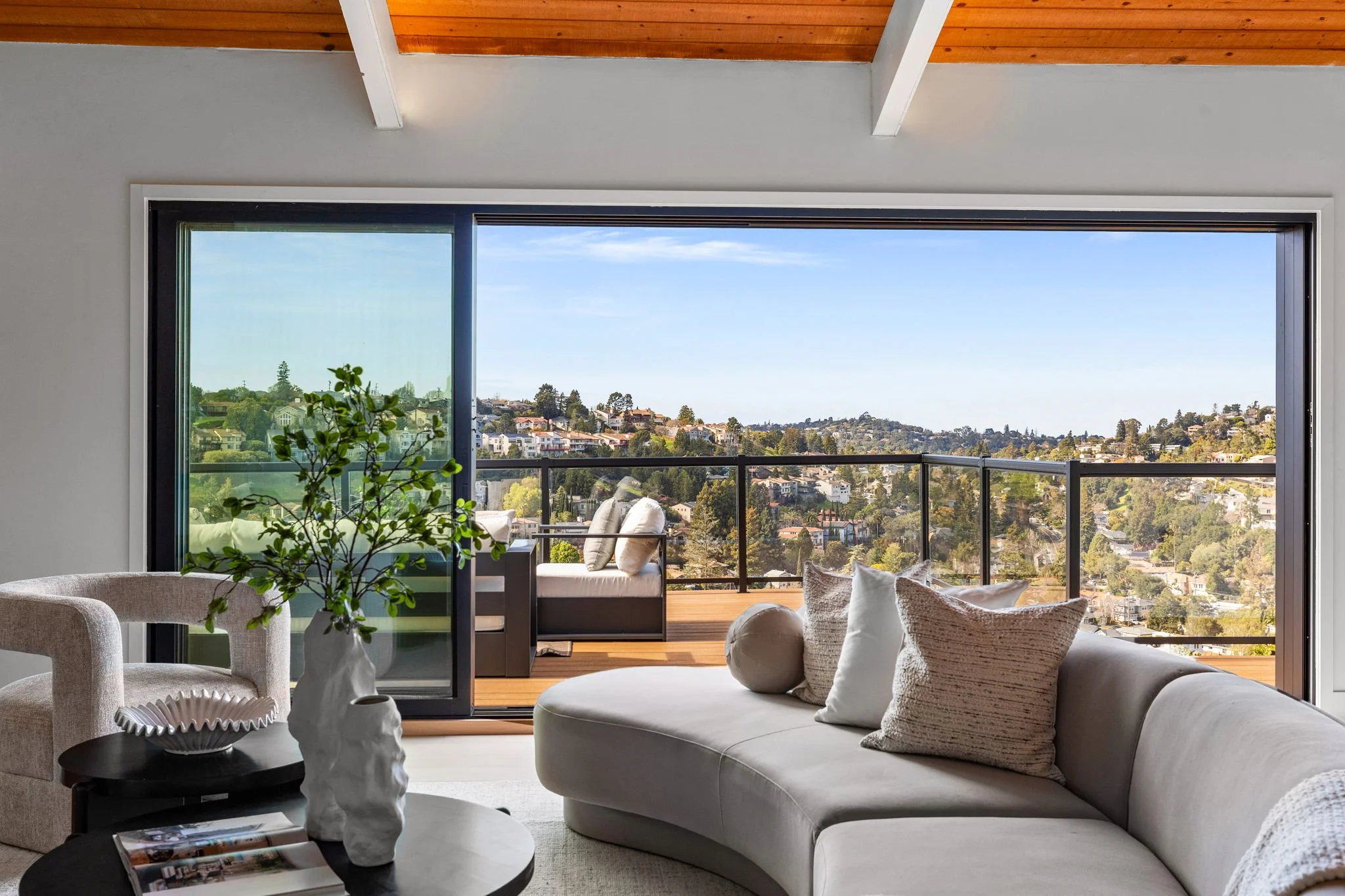 The 2026 Bay Area &amp; Coastal Seller Guide