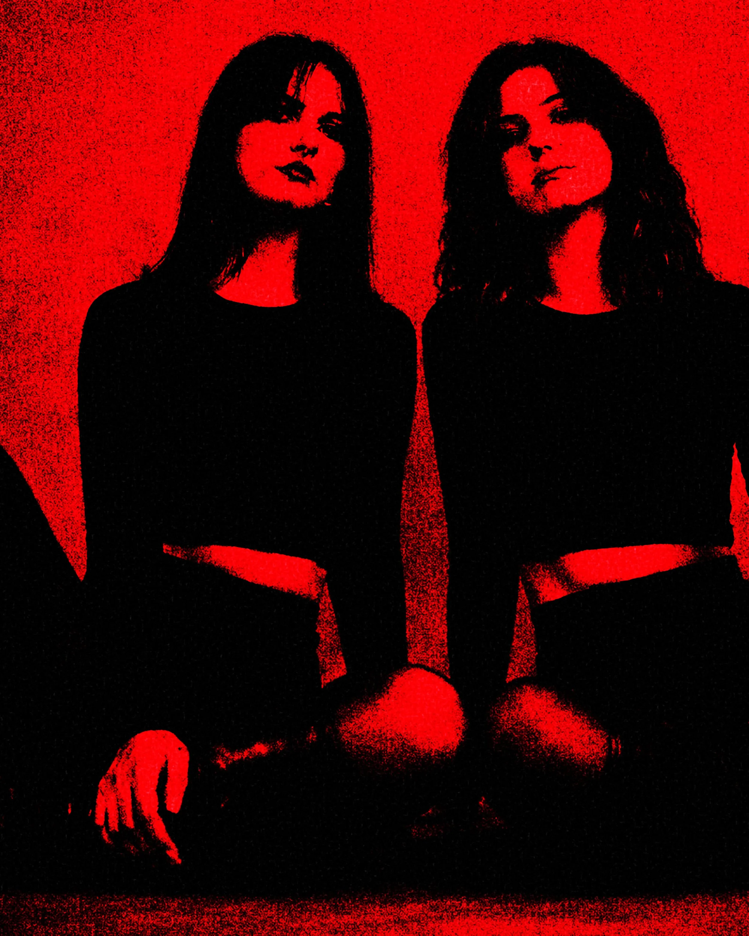 Experimental electropop that moves between breakbeats, synths that blend retro and modern, atmospheric soundscapes, and quiet piano. Music for holding onto feelings.