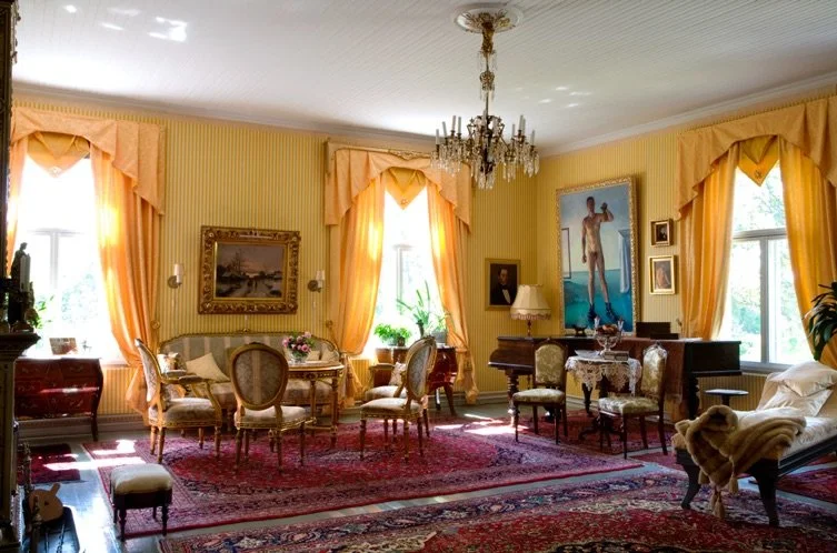 Töyrylän kartano järveltä päin