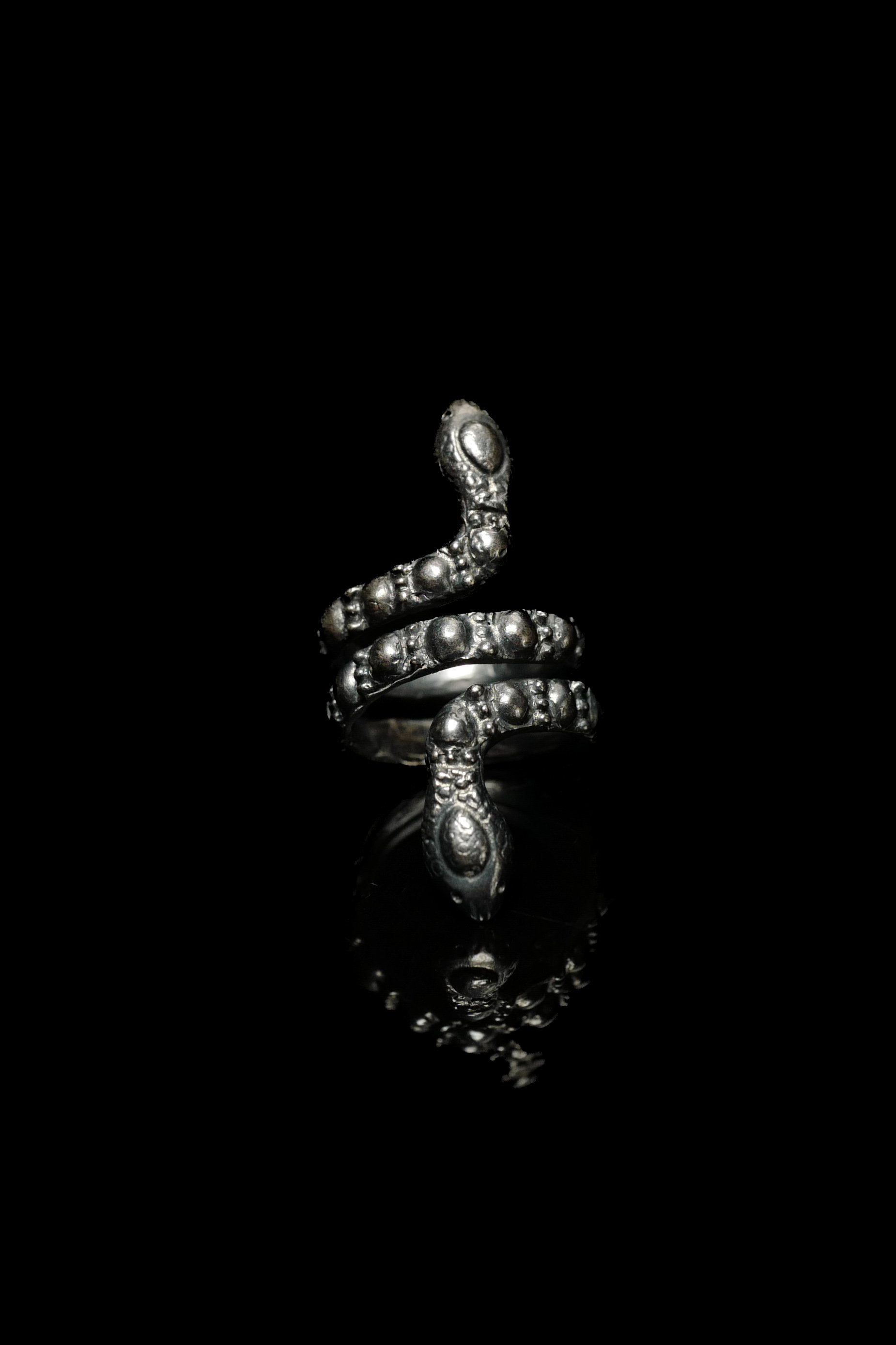 Copy of Oxidized silver double headed snake ring top down.jpg