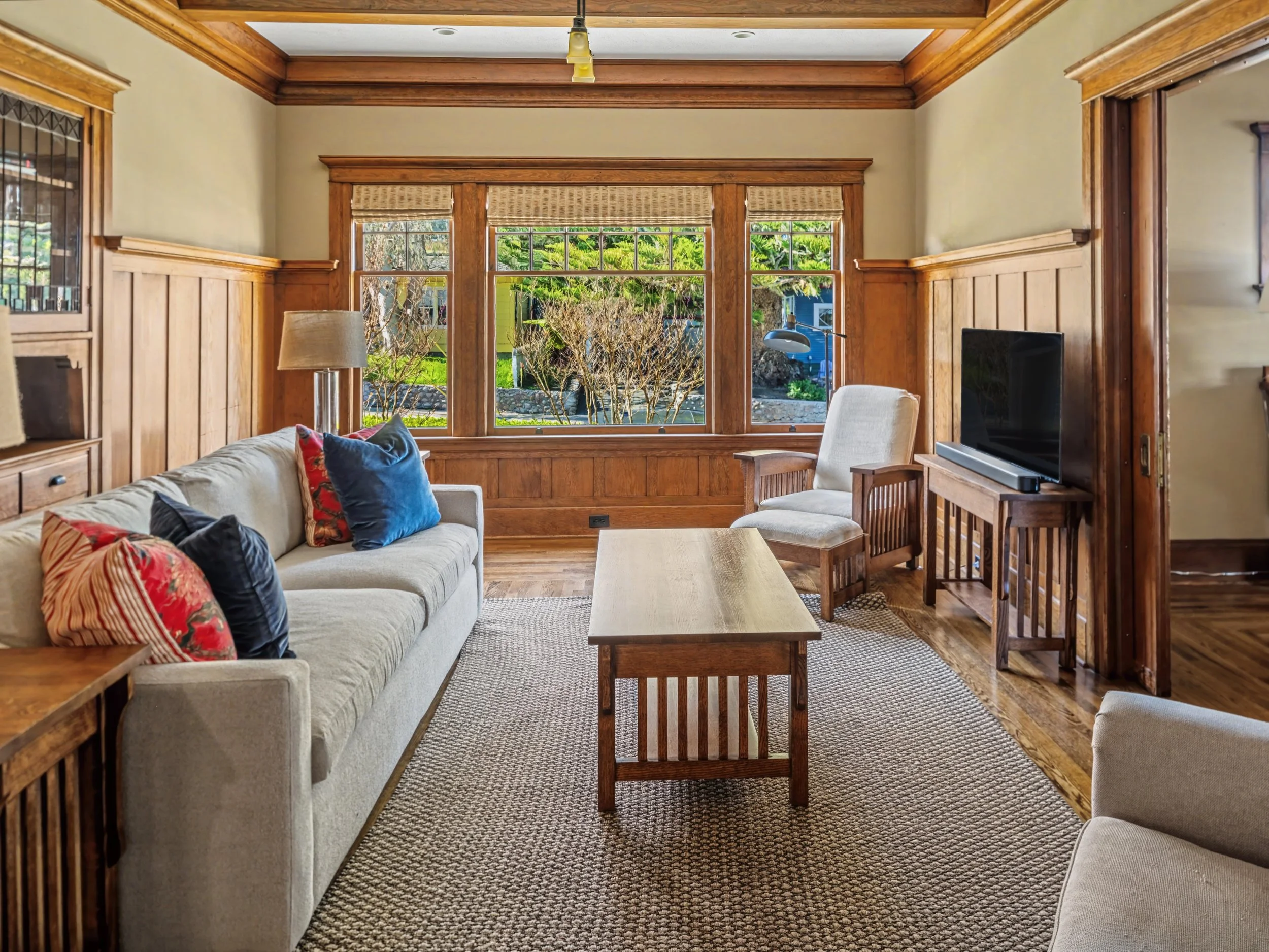 14_Tee and Rebecca Photographers_789 Lighthouse St, Pacific Grove-9.jpg