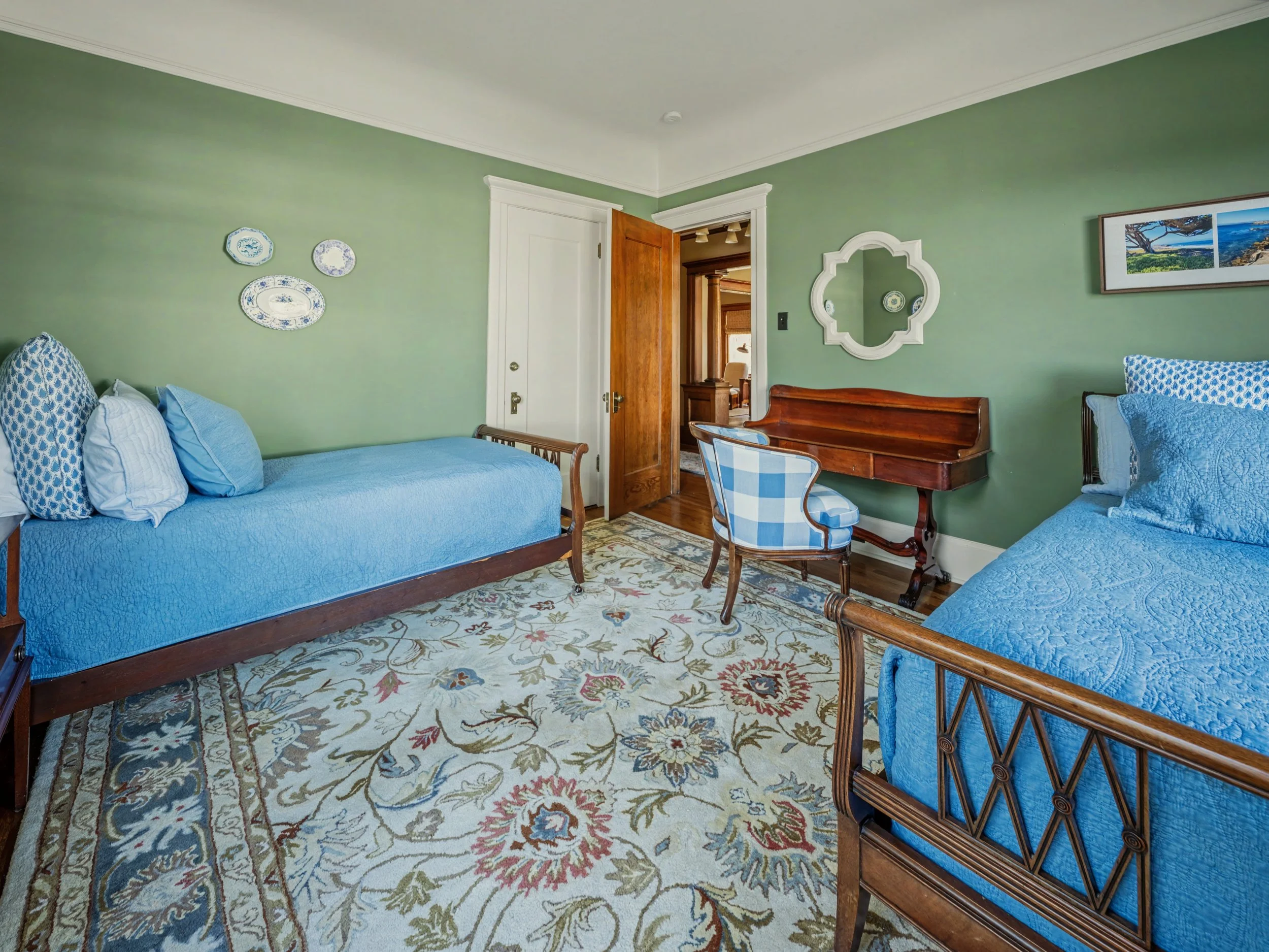 11_Tee and Rebecca Photographers_789 Lighthouse St, Pacific Grove-6.jpg