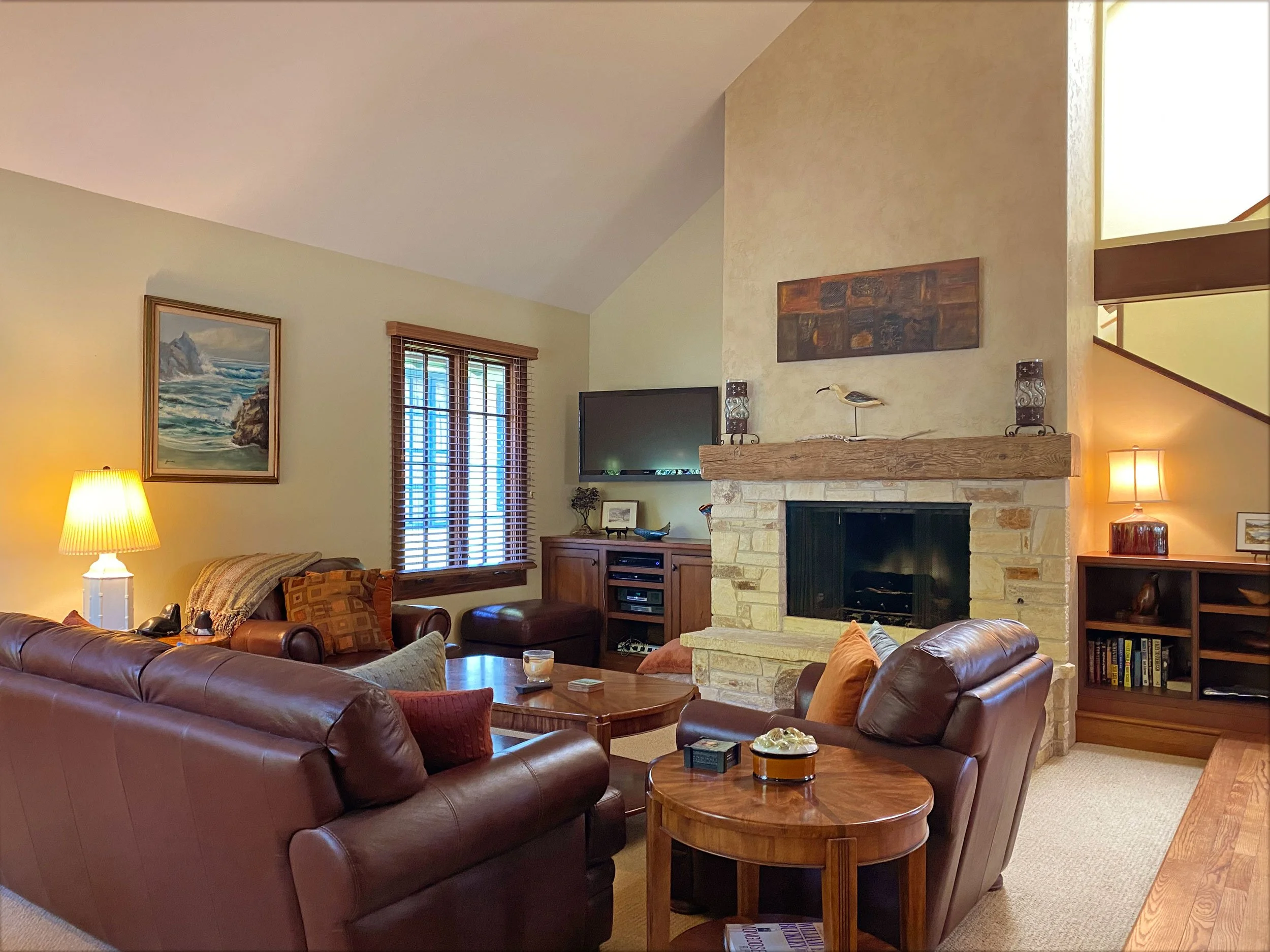 Sievers-Living-Room (2).jpg