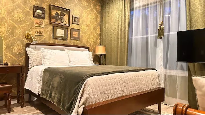 Summerville Private Room