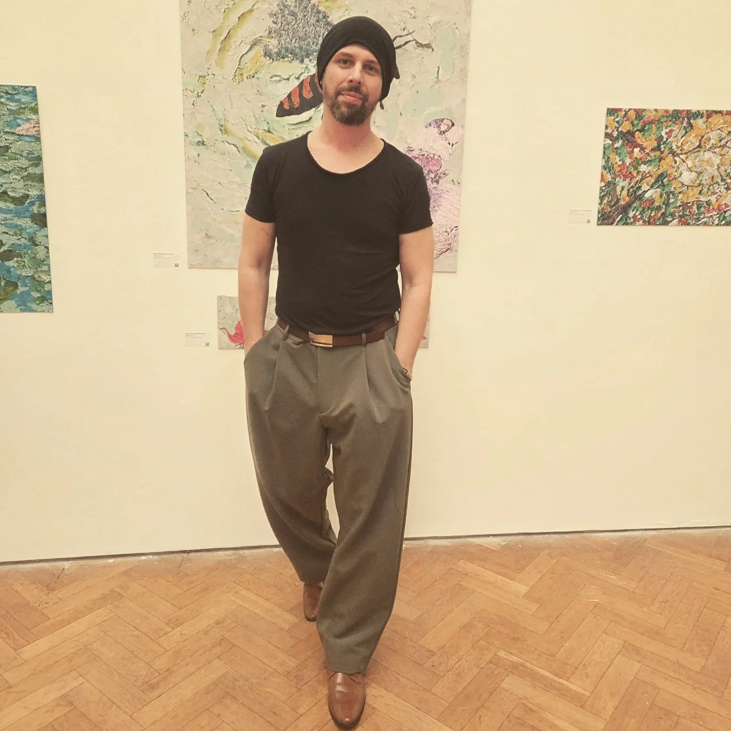 Few pictures from the opening night vernissage 🙂

#riversexhibition #openingnight #bristol #bristolavon #avon #artexhibition #art #music #nature #gratitude #thankyou❤️