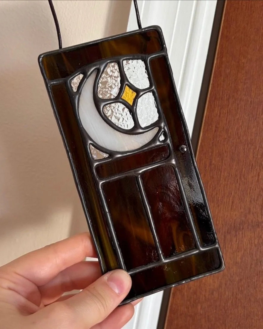 seasonal goodies 🍂

I loved the whimsical door patterns I got from @glassyleafstudio earlier this year, which inspired me to create these cute witchy versions for autumn!