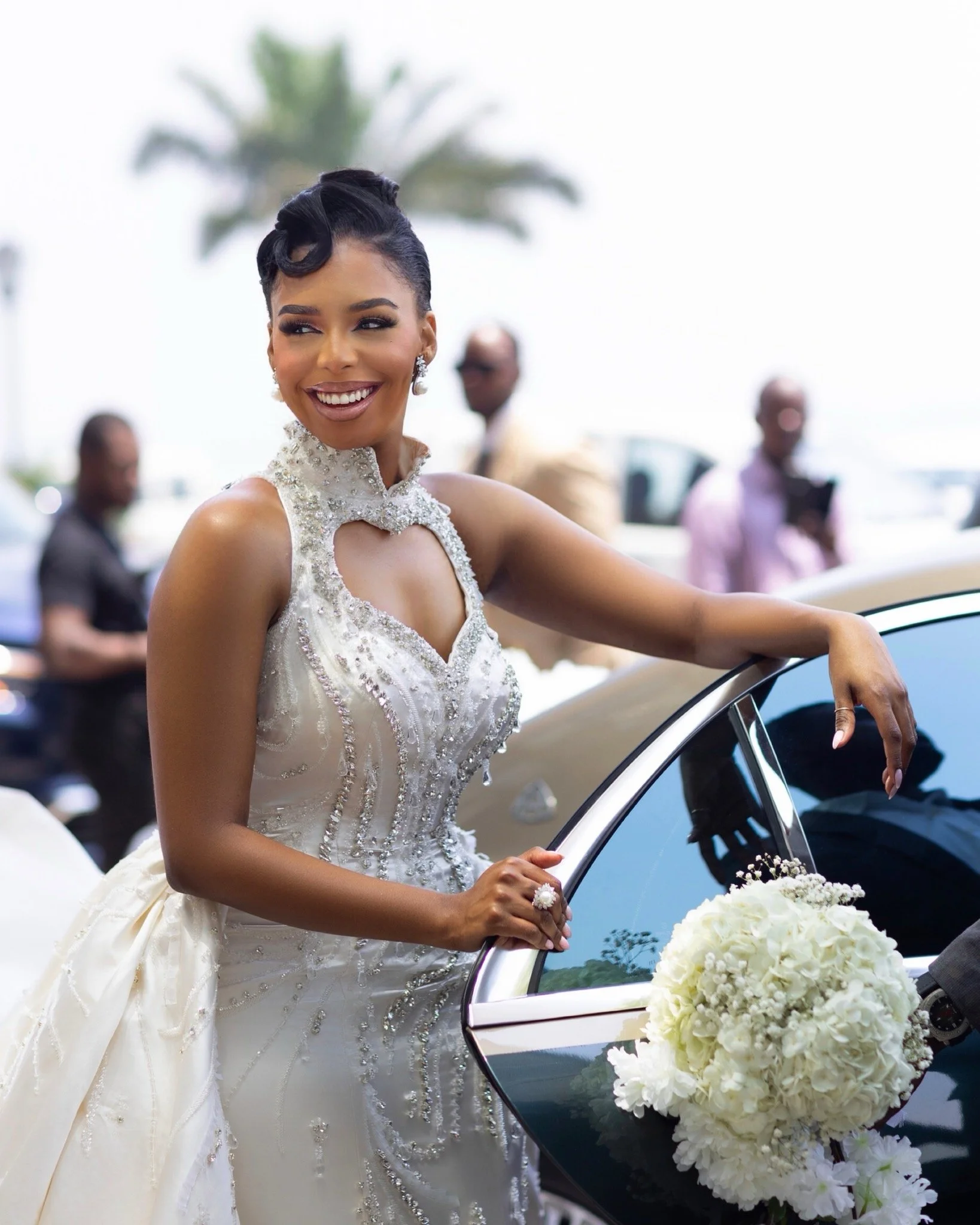 alt="Maquillage soft glam par Orly K Beauty – regard lumineux et peau naturelle"