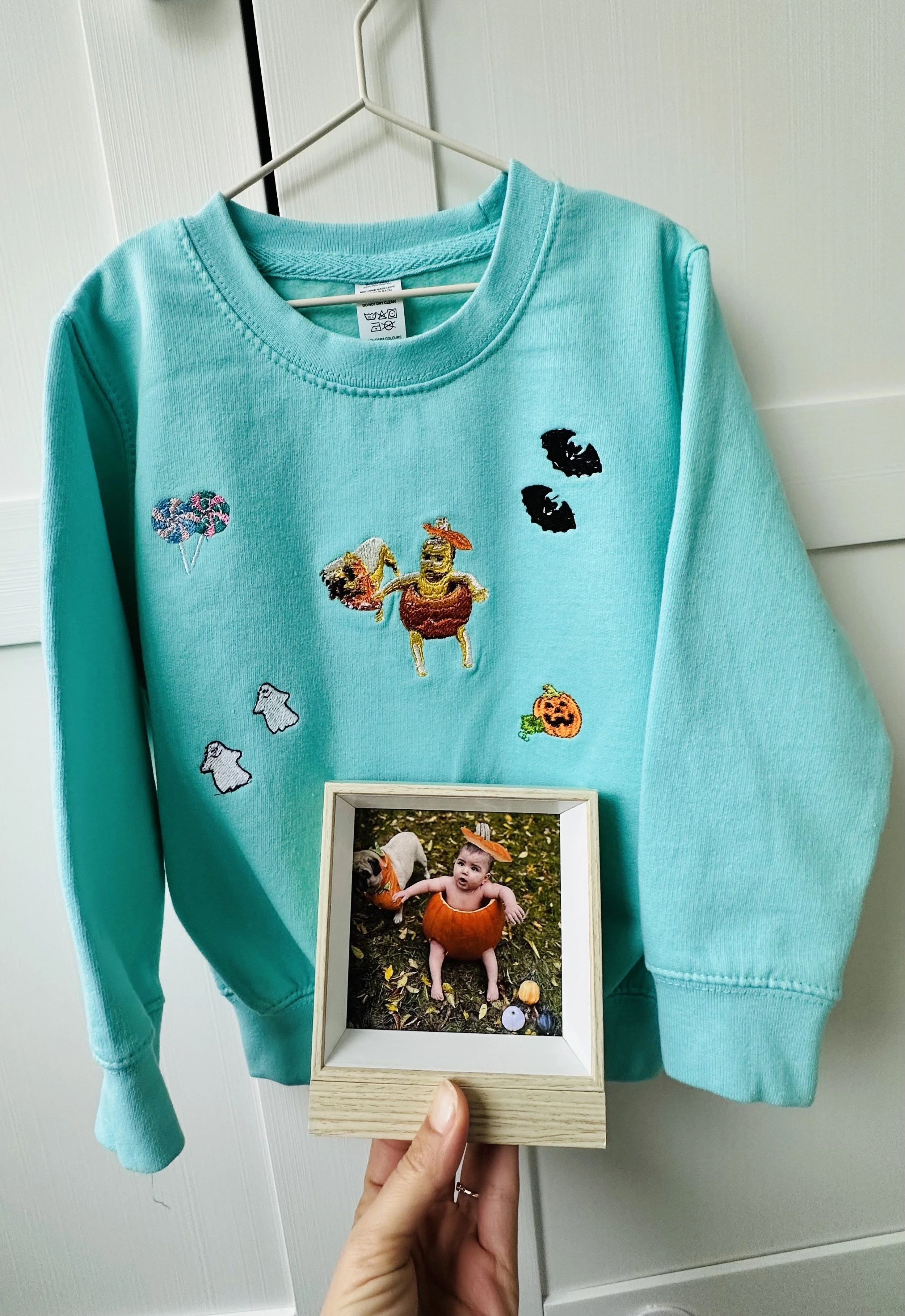 Custom Embroidered Family Portrait Unisex Kids Sweatshirt