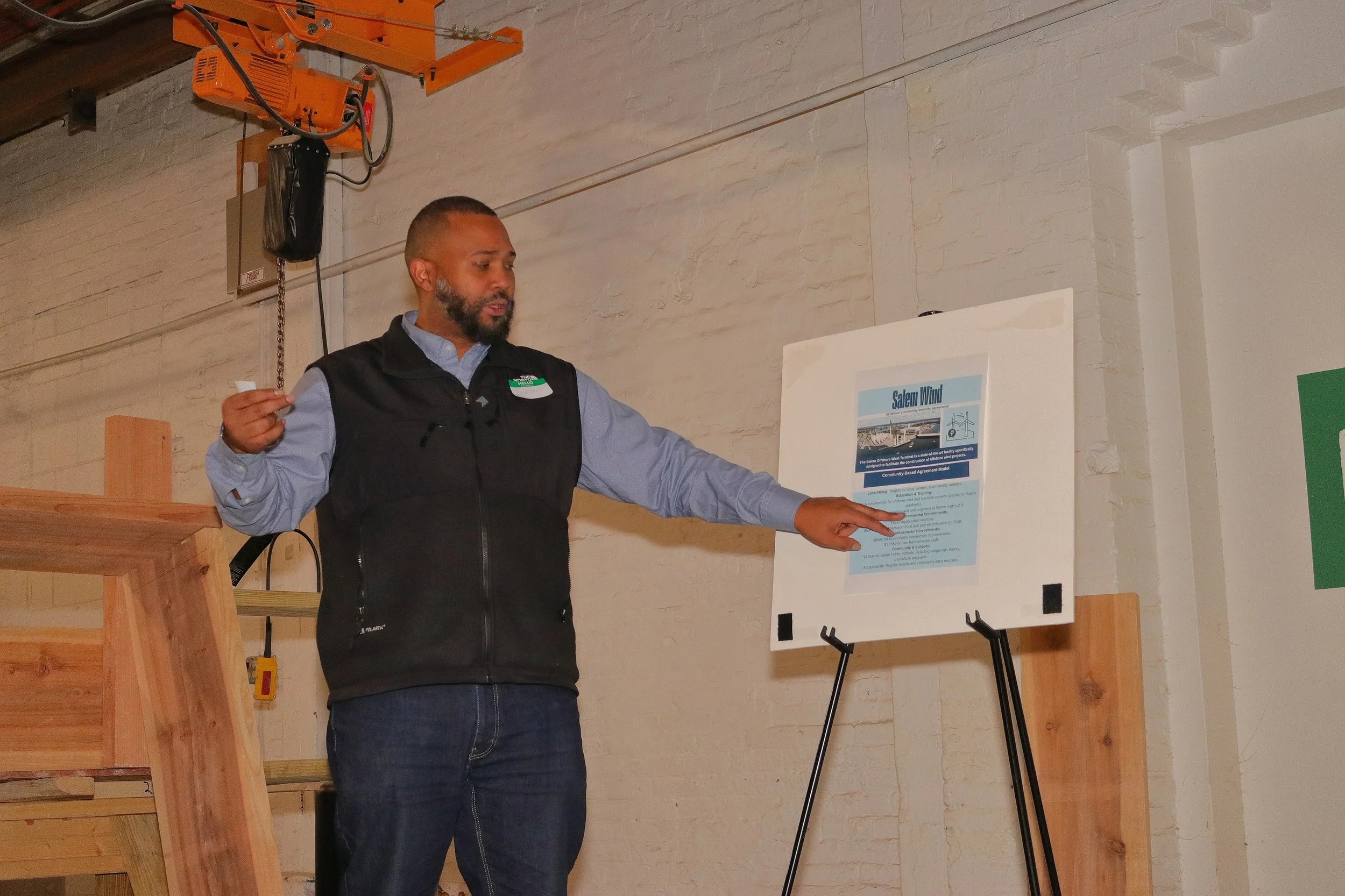 Offshore wind community leader presenting to the community