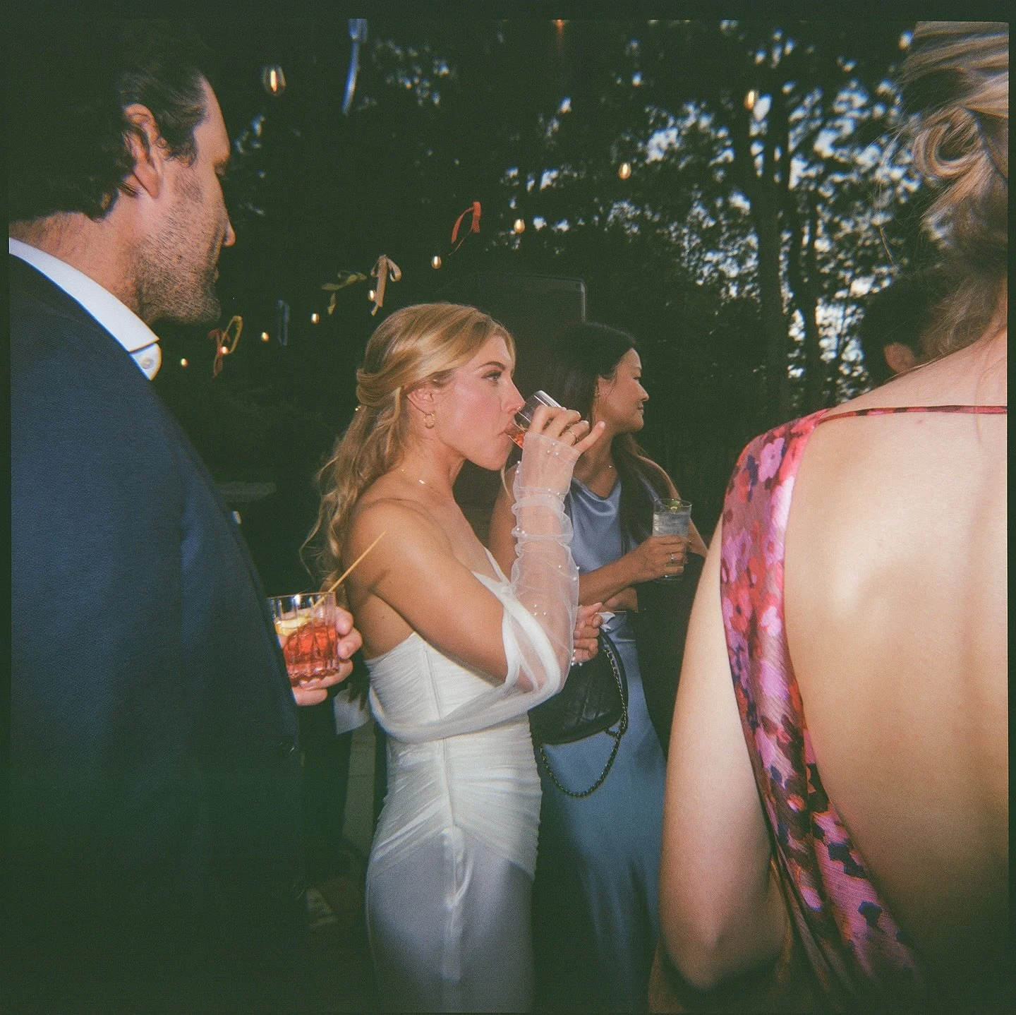 *Me patiently waiting for 10pm*

Second Shooting for: @sara_a_davis