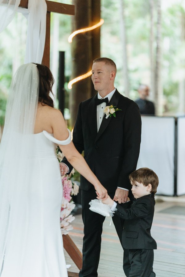 AngelaBrushePhotography_WEDDING_151125_K&L_SNEAKPEEKS-8.jpg