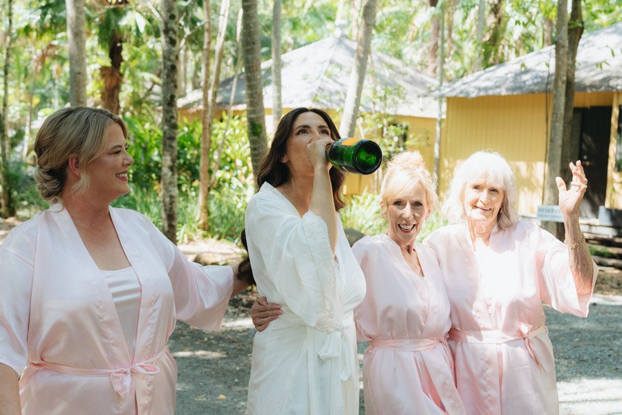 AngelaBrushePhotography_WEDDING_151125_K&L_SNEAKPEEKS-34.jpg