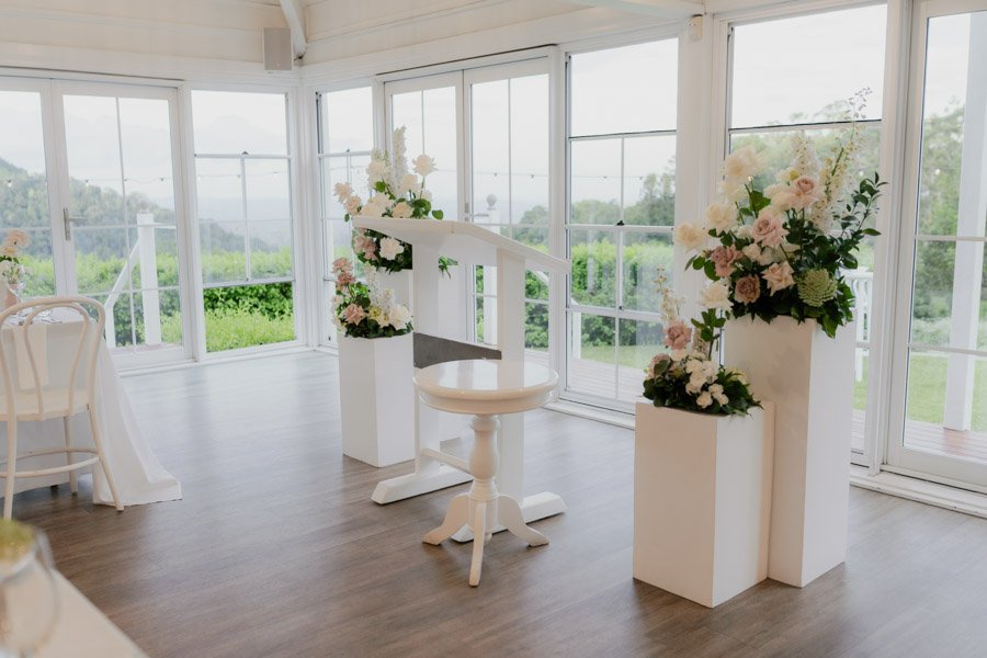AngelaBrushePhotography_WEDDING_261125_H&B_SNEAKPEEK-11.jpg