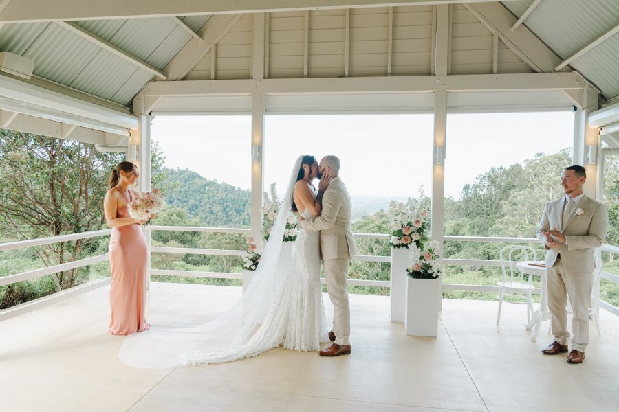 AngelaBrushePhotography_WEDDING_261125_H&B_SNEAKPEEK-53.jpg