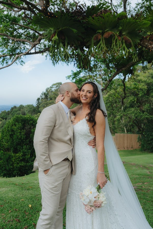 AngelaBrushePhotography_WEDDING_261125_H&B_SNEAKPEEK-73.jpg