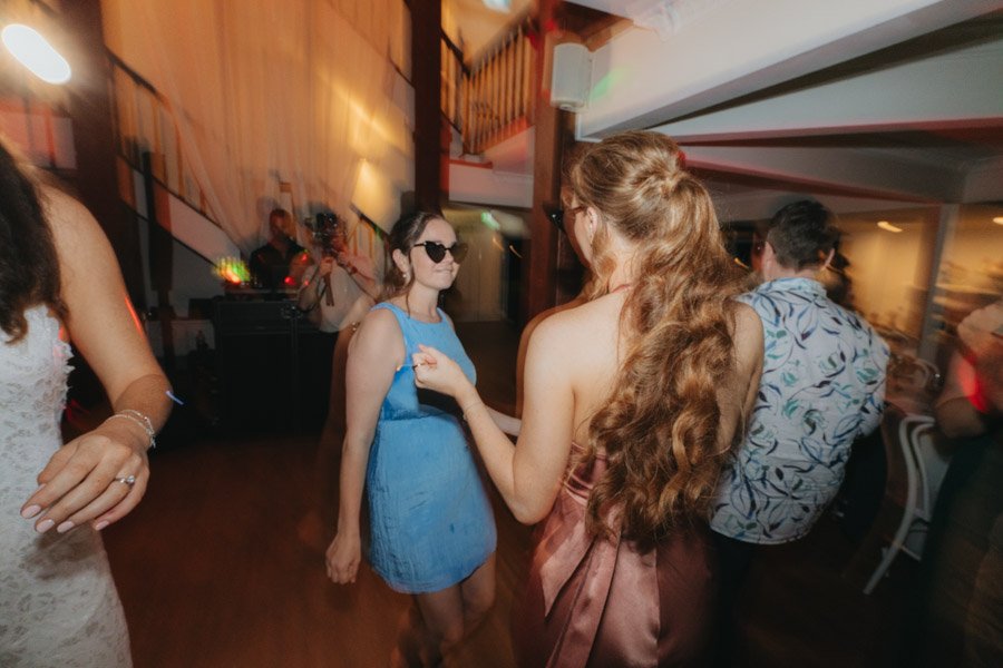 AngelaBrushePhotography_WEDDING_261125_H&B_SNEAKPEEK-102.jpg